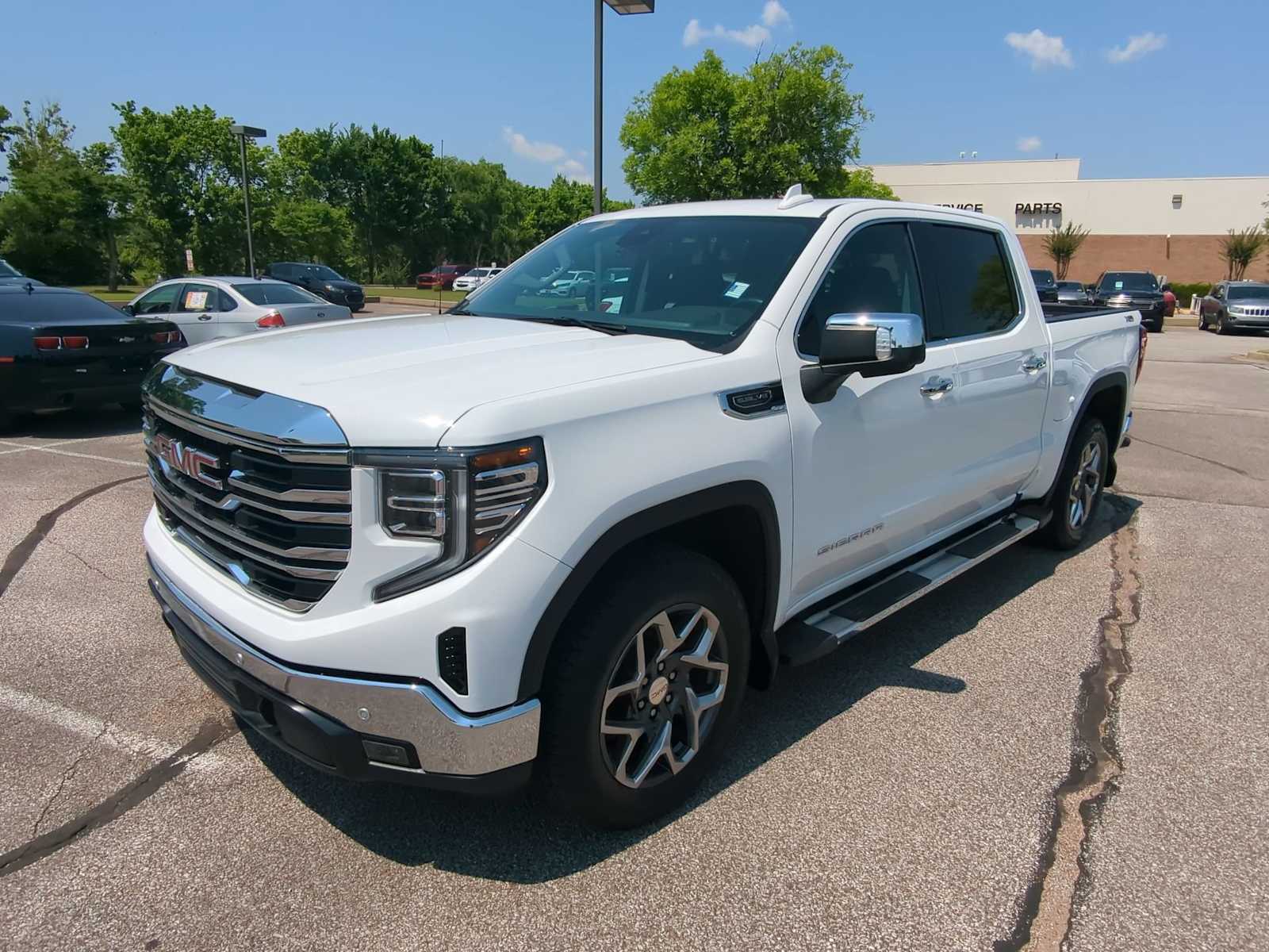 Thumbnail: 2023 GMC Sierra 1500 - 4