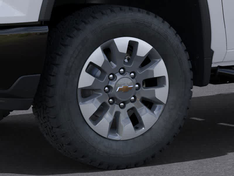 2025 Chevrolet Silverado 2500 Custom 9