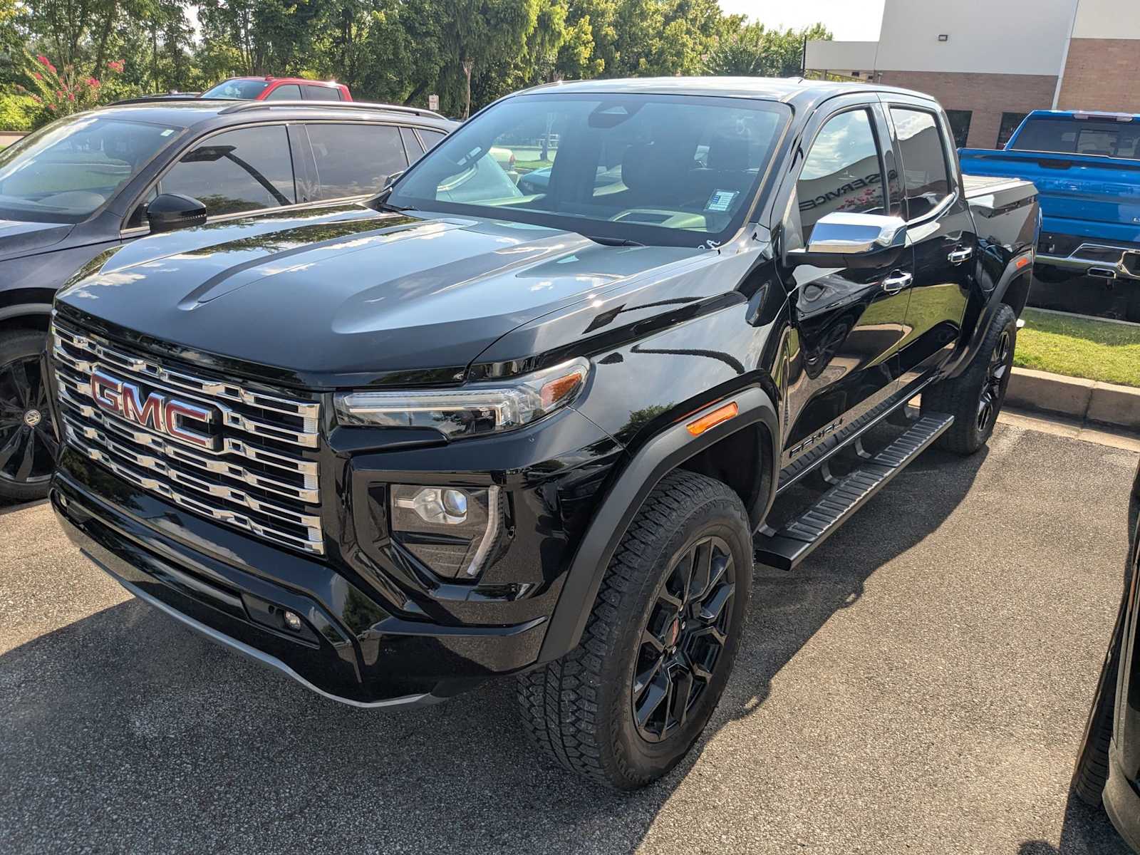 Thumbnail: 2023 GMC Canyon - 1