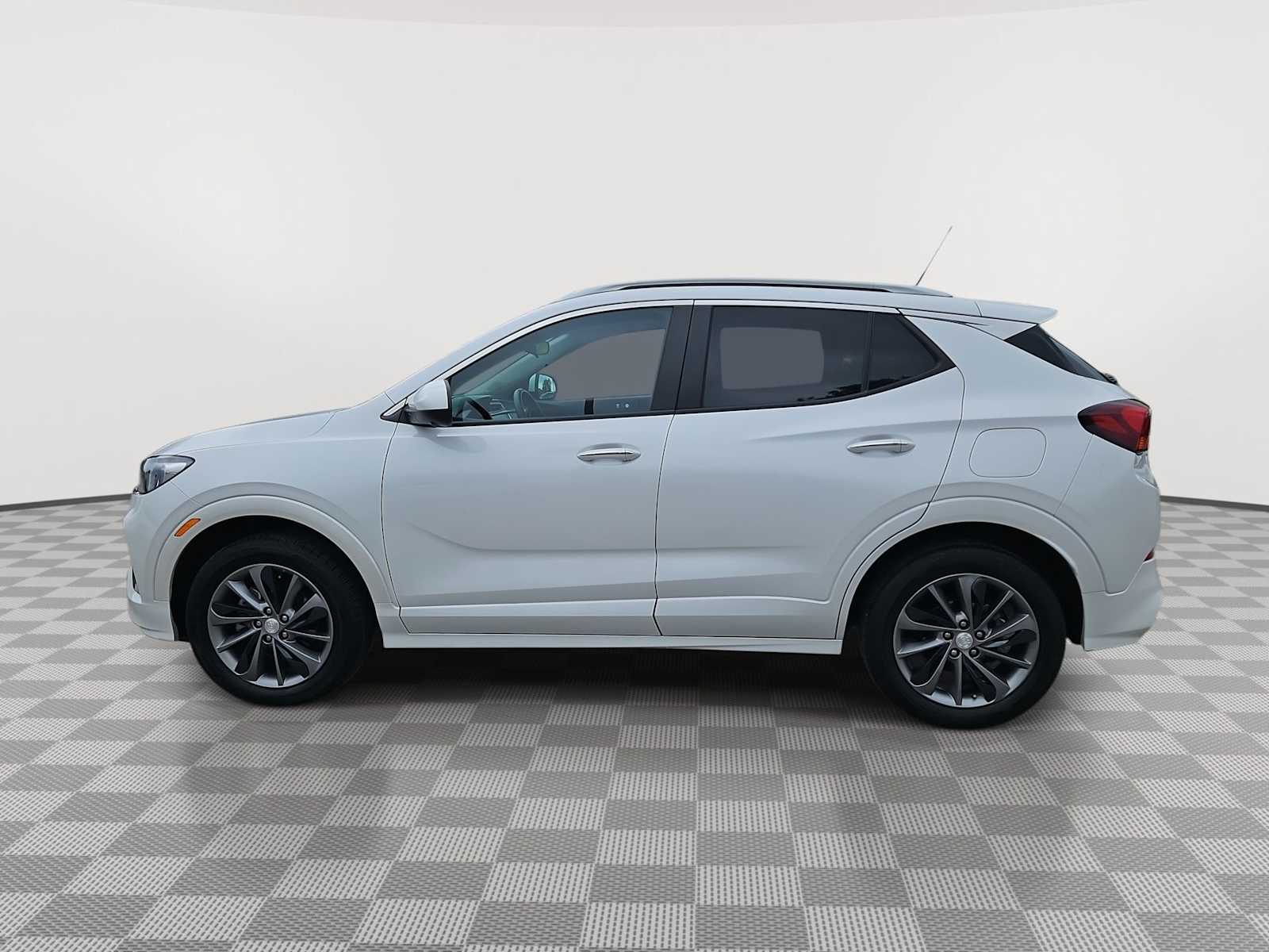Thumbnail: 2022 Buick Encore GX - 5