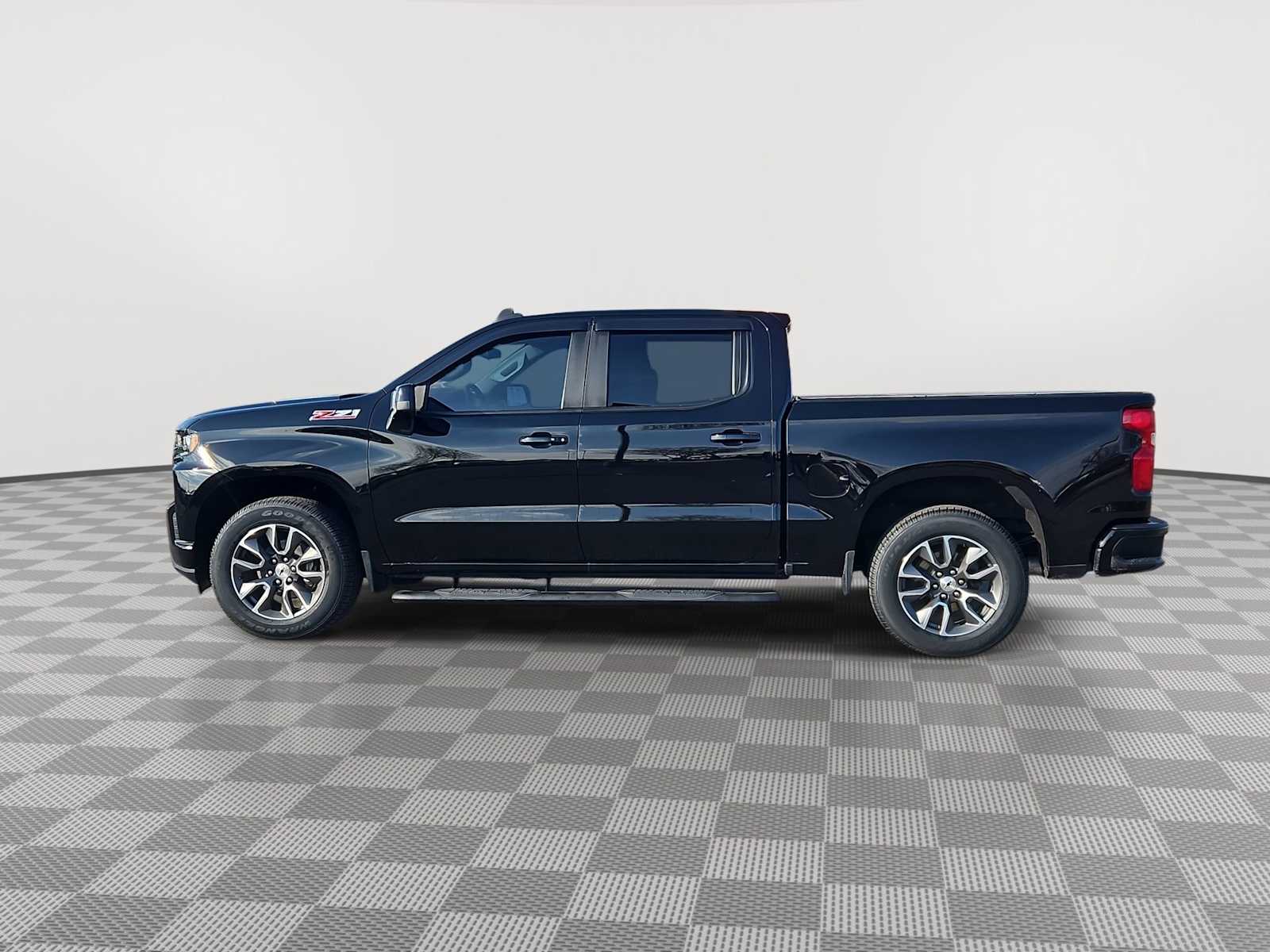 Thumbnail: 2022 Chevrolet Silverado 1500 - 5