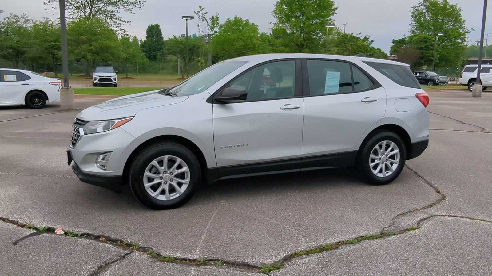 Thumbnail: 2020 Chevrolet Equinox - 4