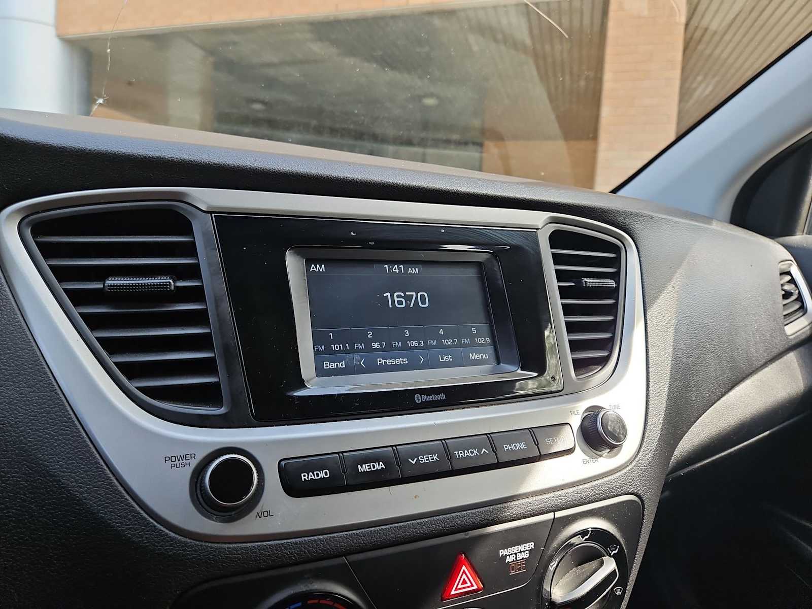 Thumbnail: 2020 Hyundai Accent - 29