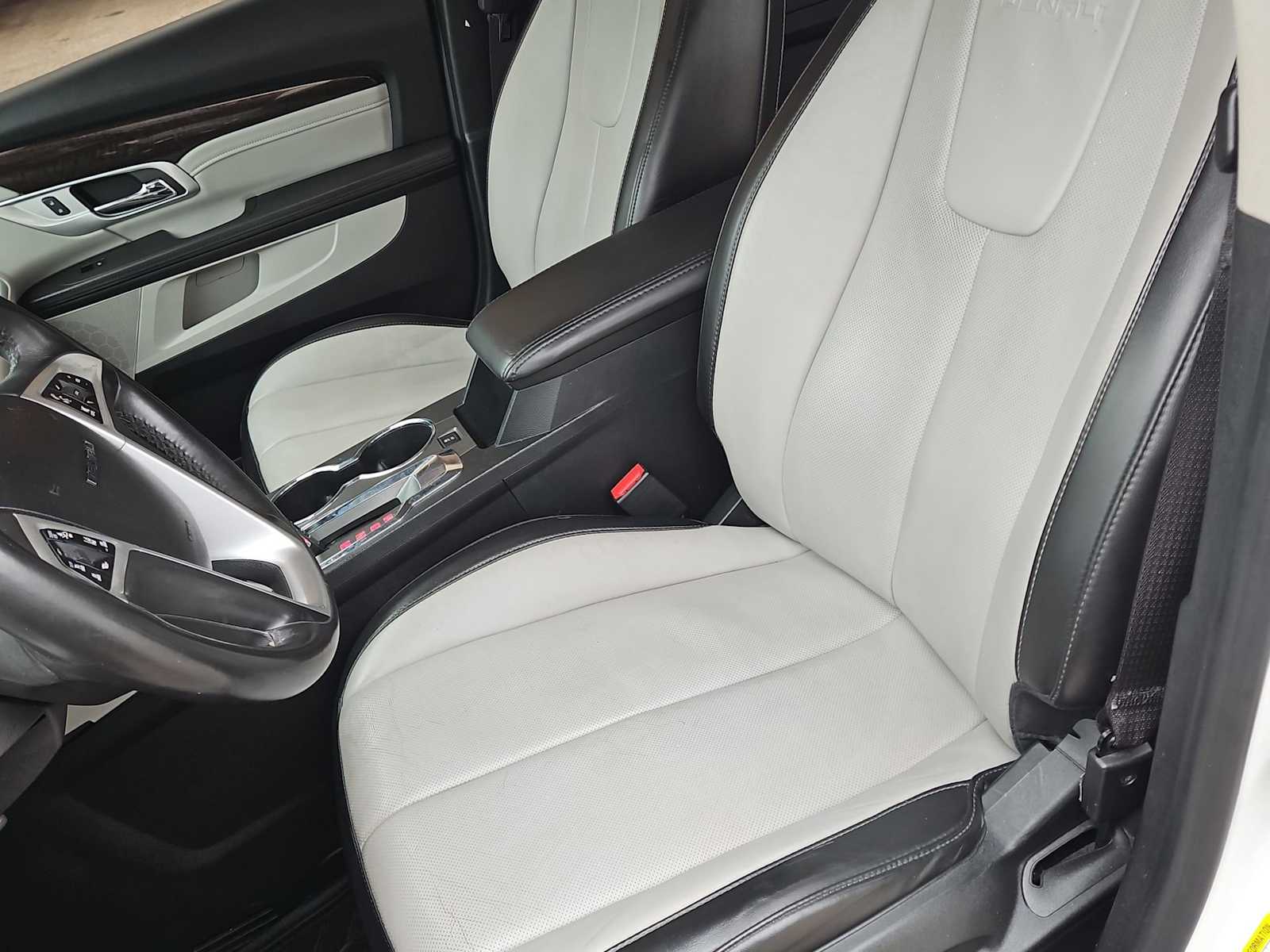 Thumbnail: 2017 GMC Terrain - 17