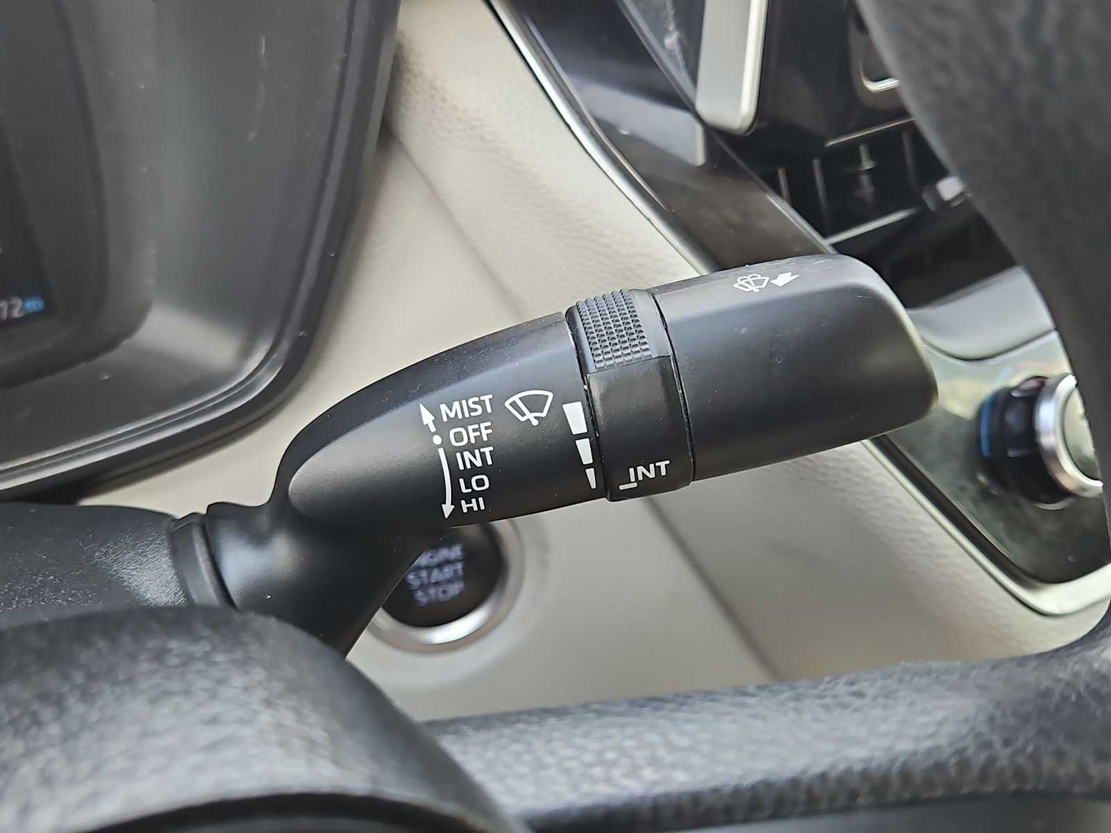 Thumbnail: 2021 Toyota Corolla - 25