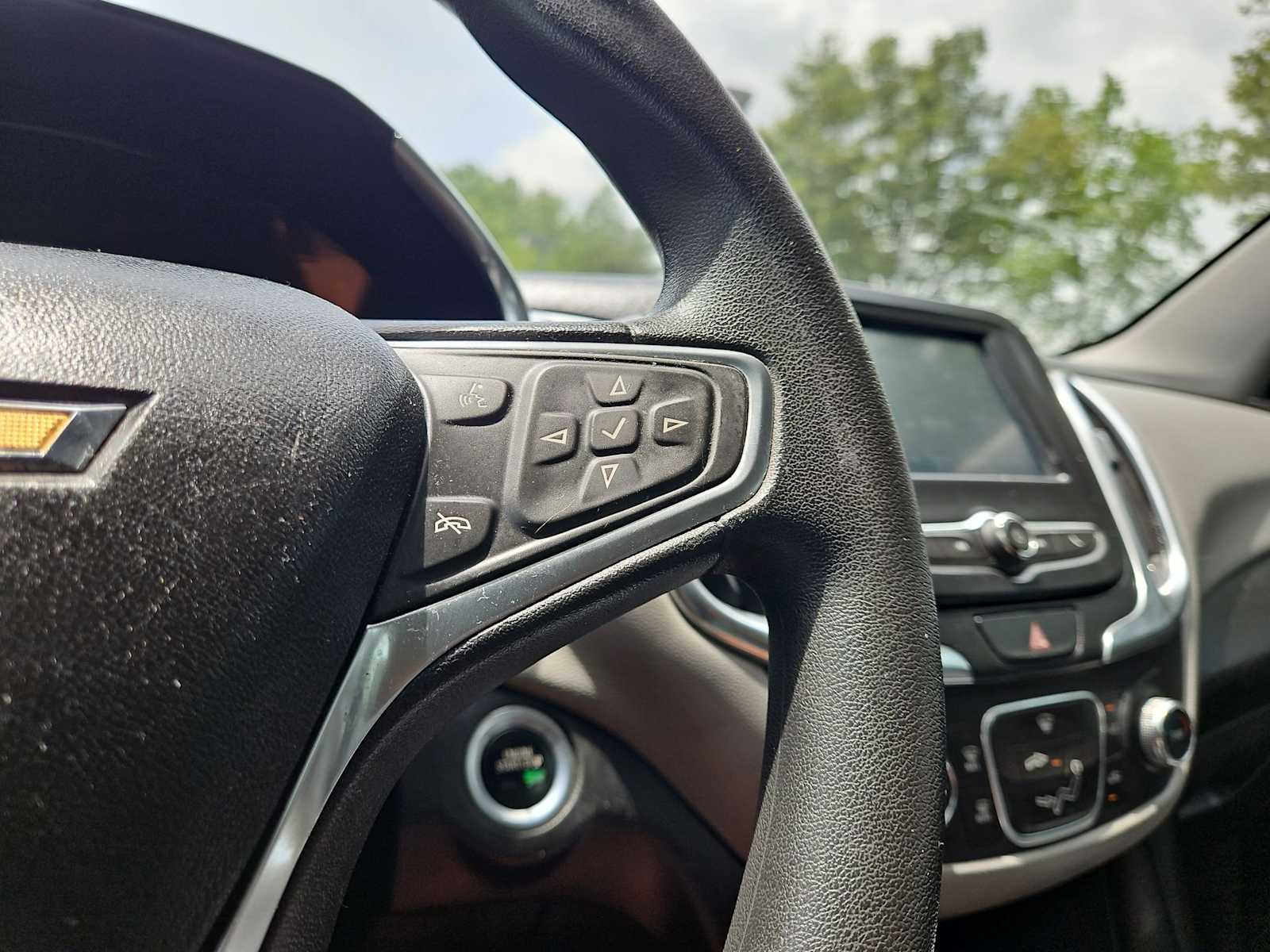 Thumbnail: 2018 Chevrolet Equinox - 24