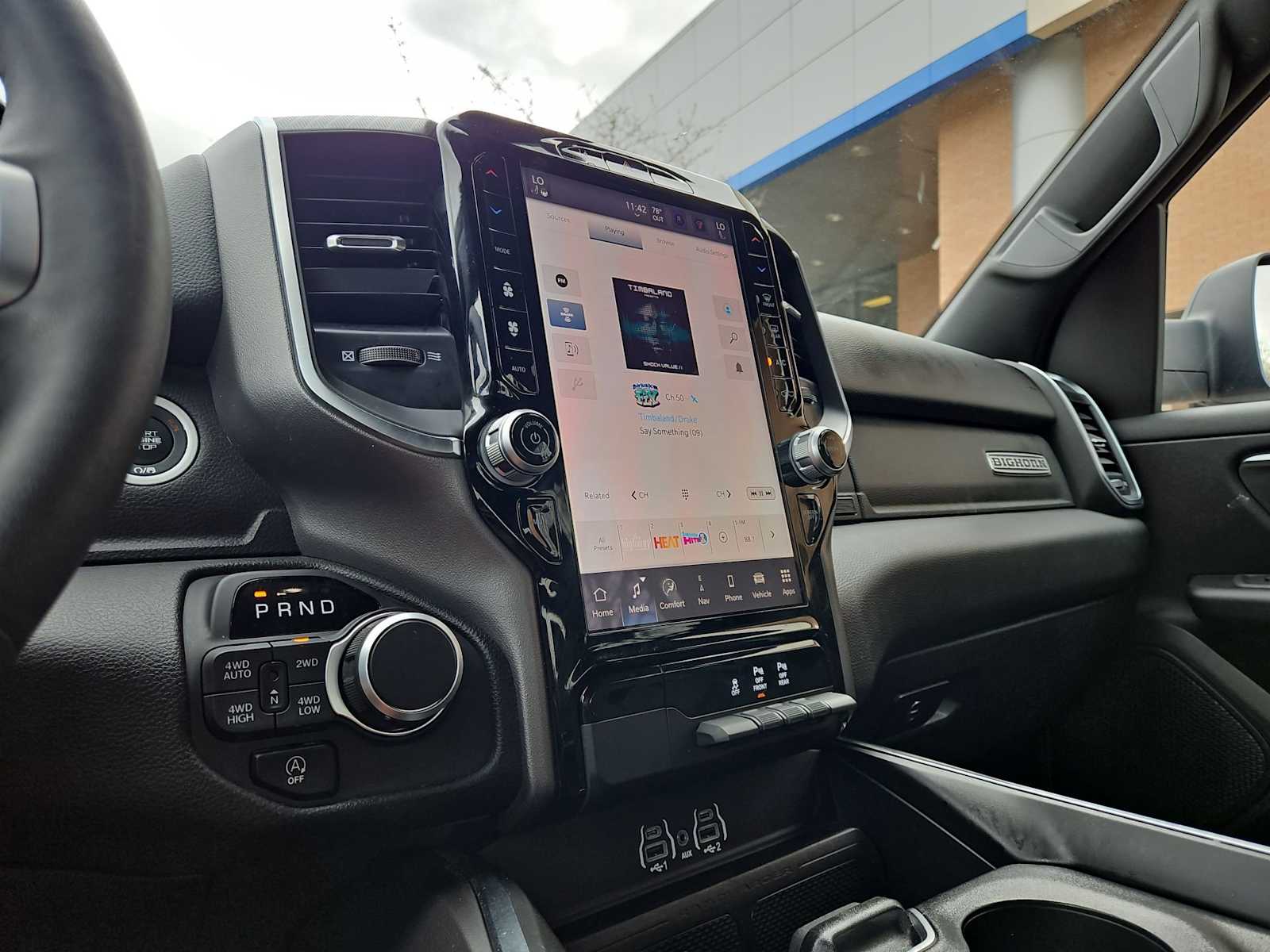 Thumbnail: 2025 RAM 1500 - 27