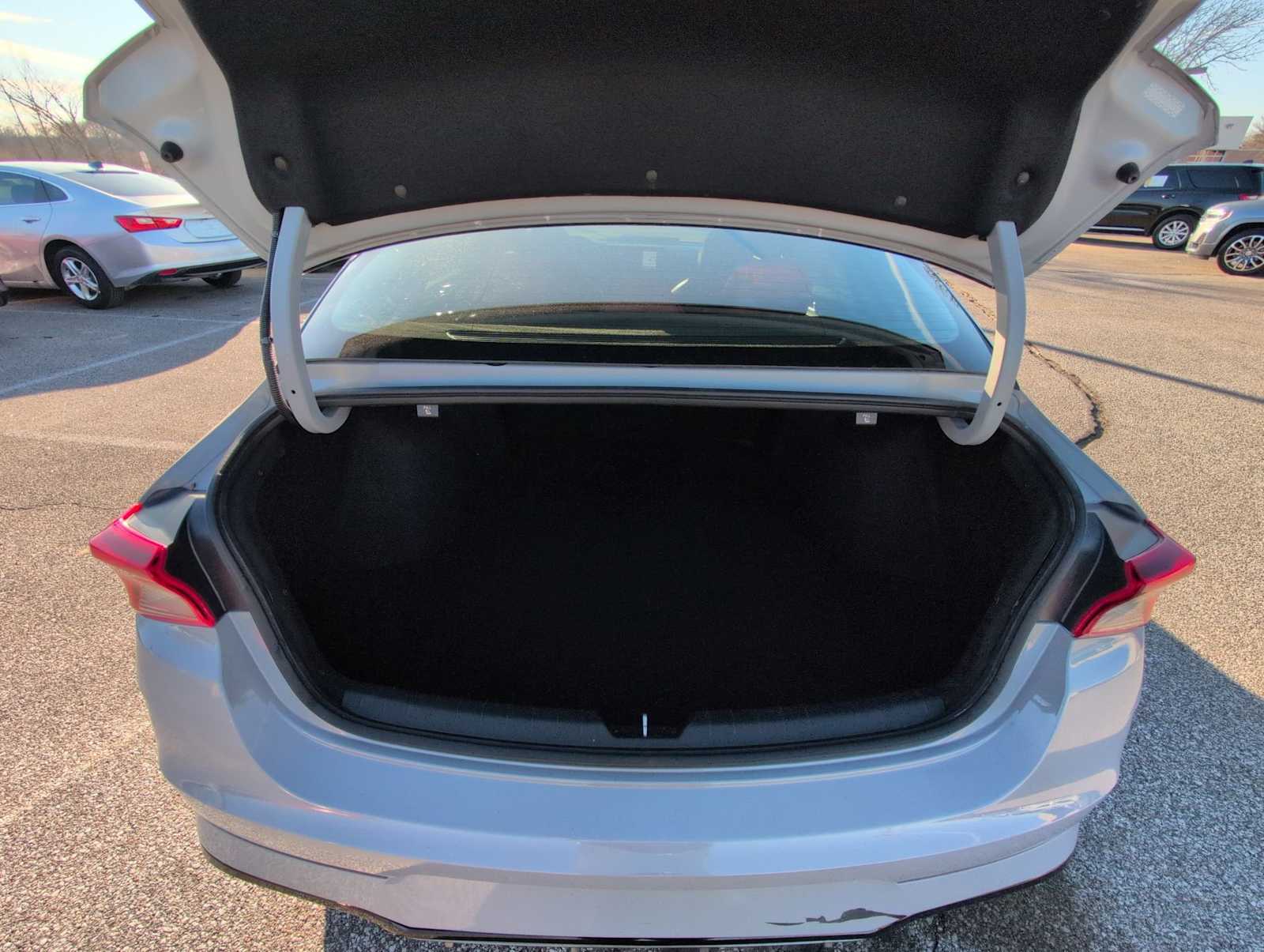 Thumbnail: 2024 Kia K5 - 27