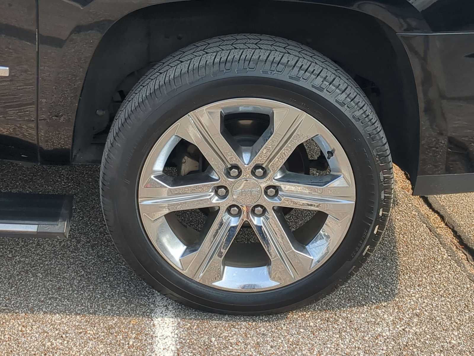 2017 GMC Yukon XL Denali 14