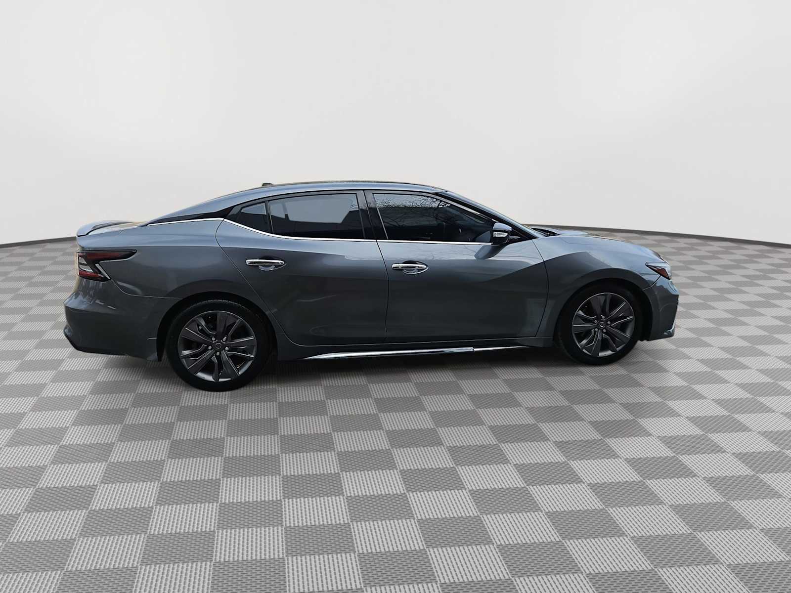 Thumbnail: 2019 Nissan Maxima - 9