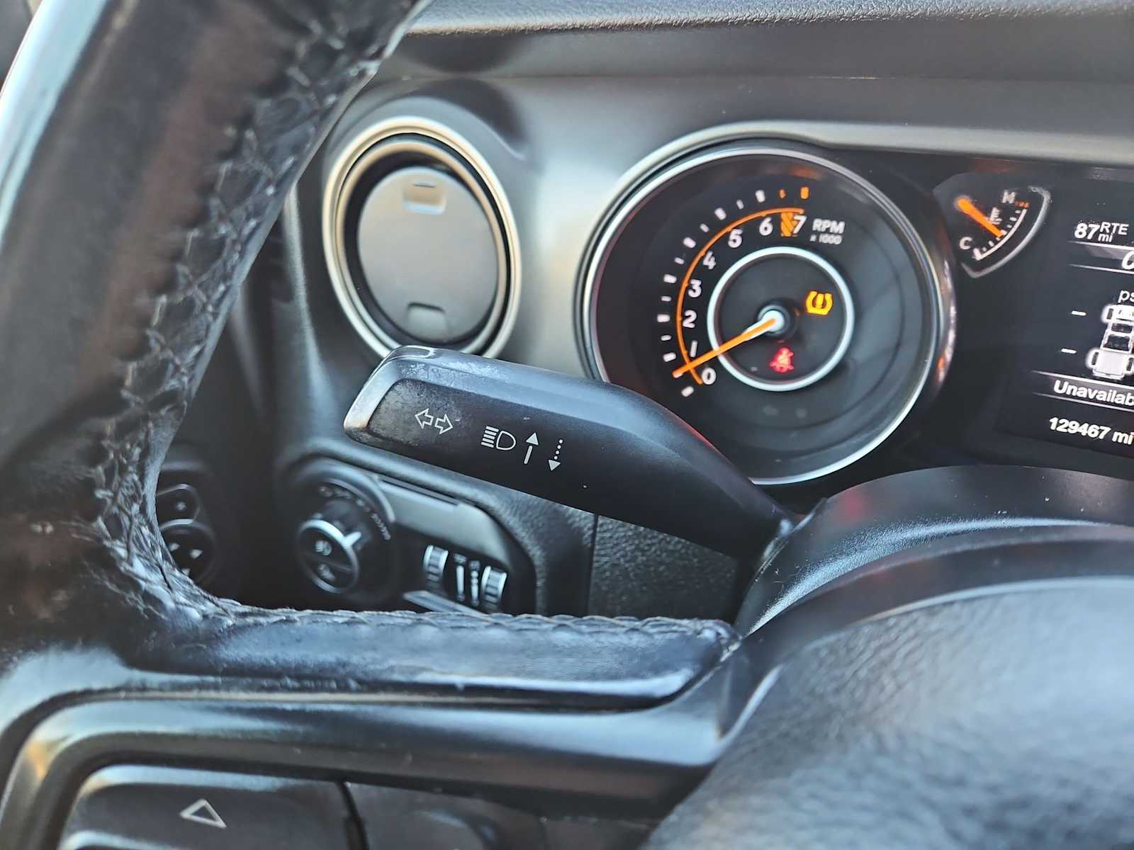 Thumbnail: 2020 Jeep Gladiator - 27