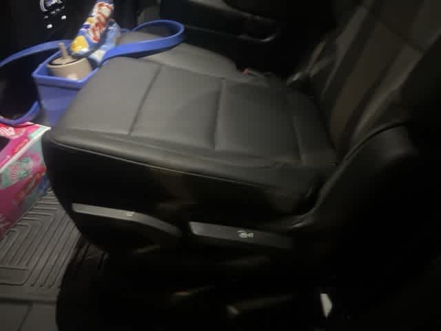 Thumbnail: 2024 Chevrolet Tahoe - 9