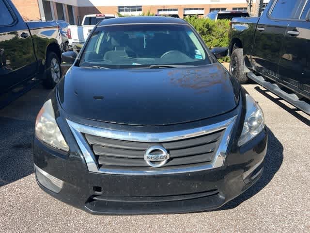 Thumbnail: 2015 Nissan Altima - 3