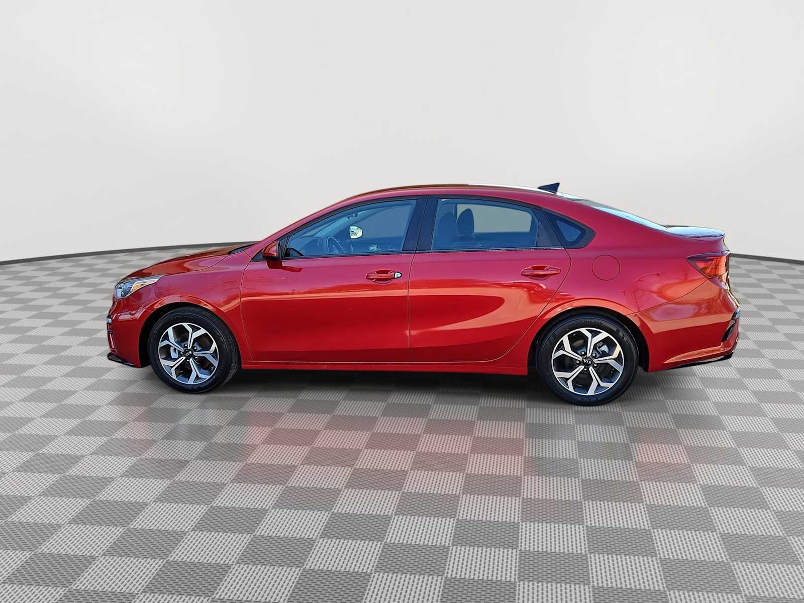 Thumbnail: 2021 Kia Forte - 5