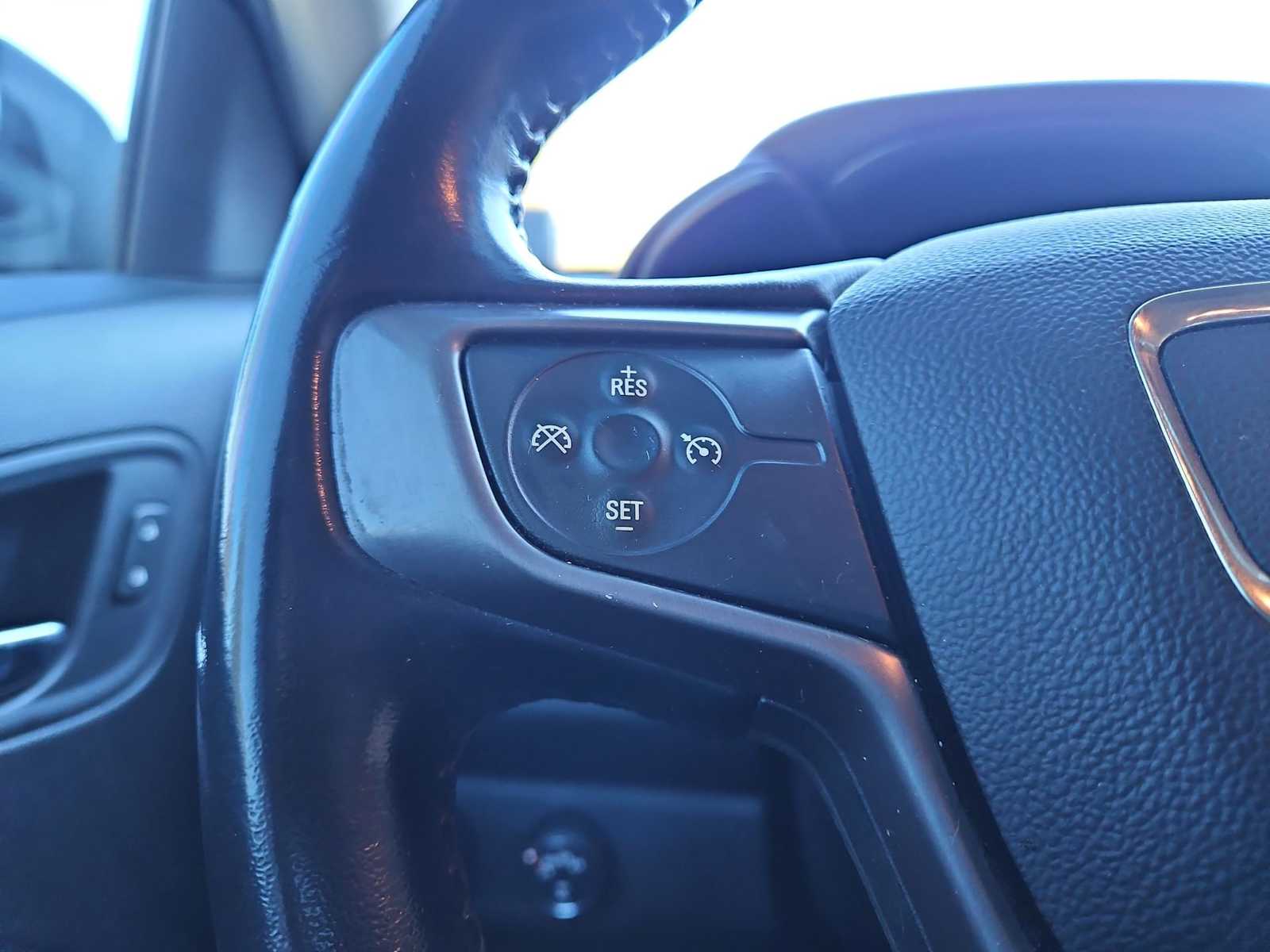 Thumbnail: 2021 GMC Canyon - 24