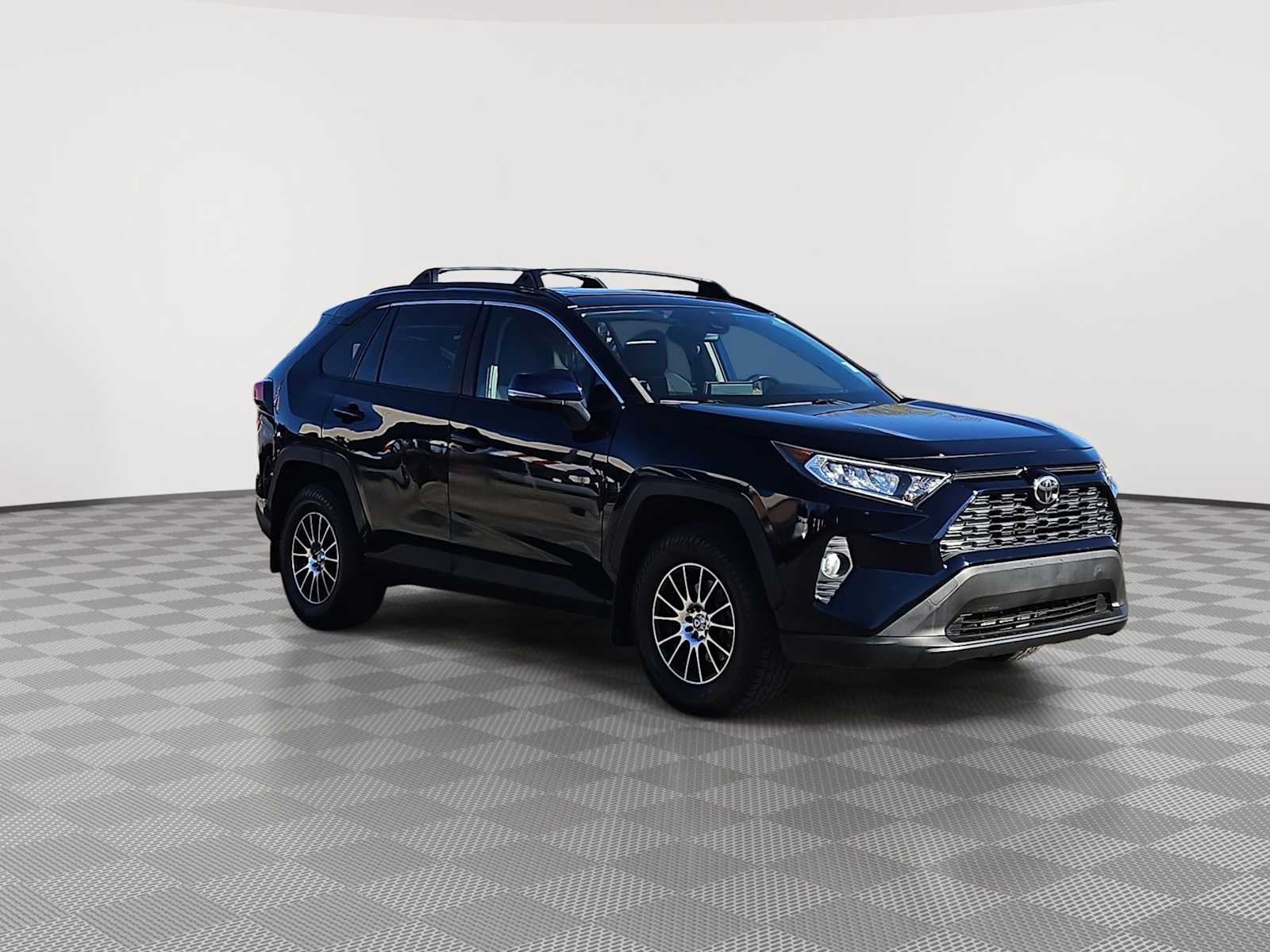 Thumbnail: 2019 Toyota RAV4 - 2