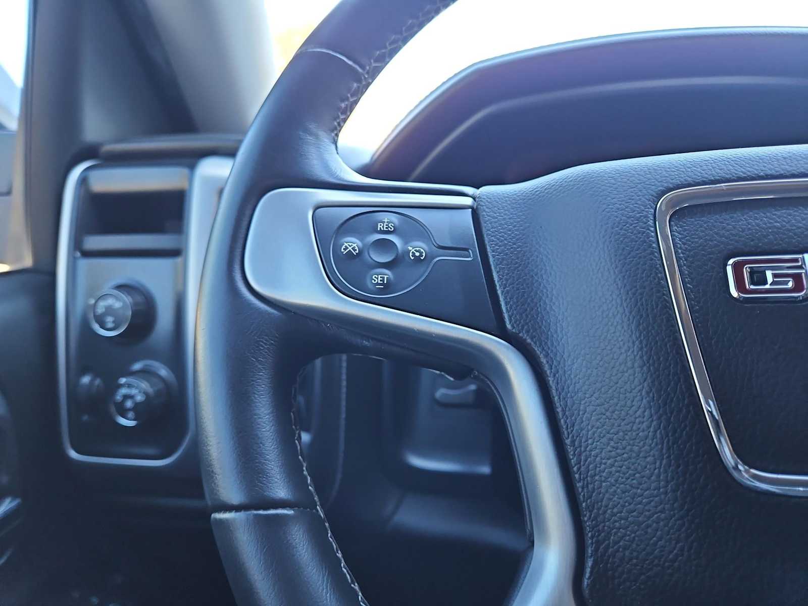 Thumbnail: 2017 GMC Sierra 1500 - 23