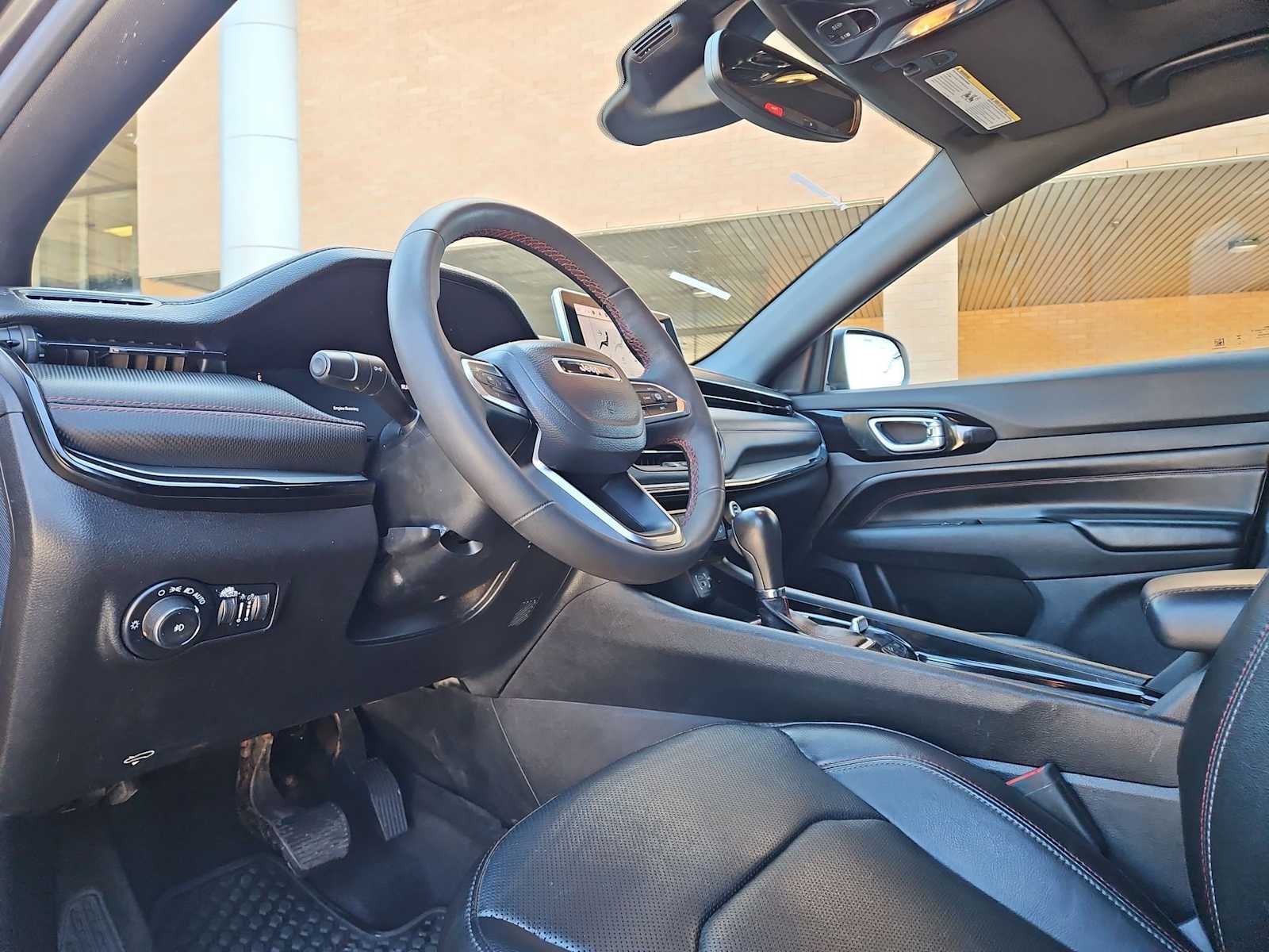 Thumbnail: 2023 Jeep Compass - 10