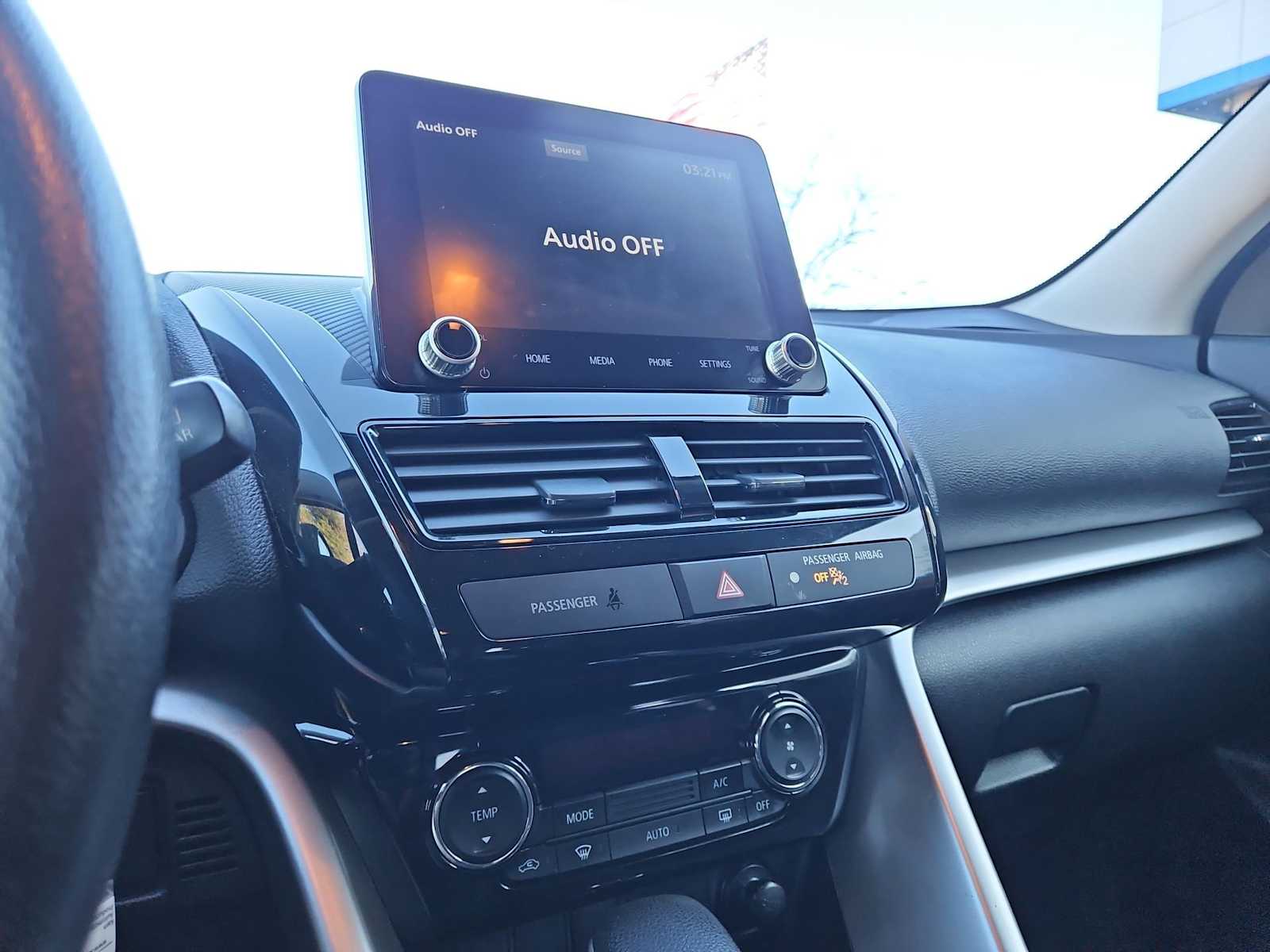 Thumbnail: 2022 Mitsubishi Eclipse Cross - 28