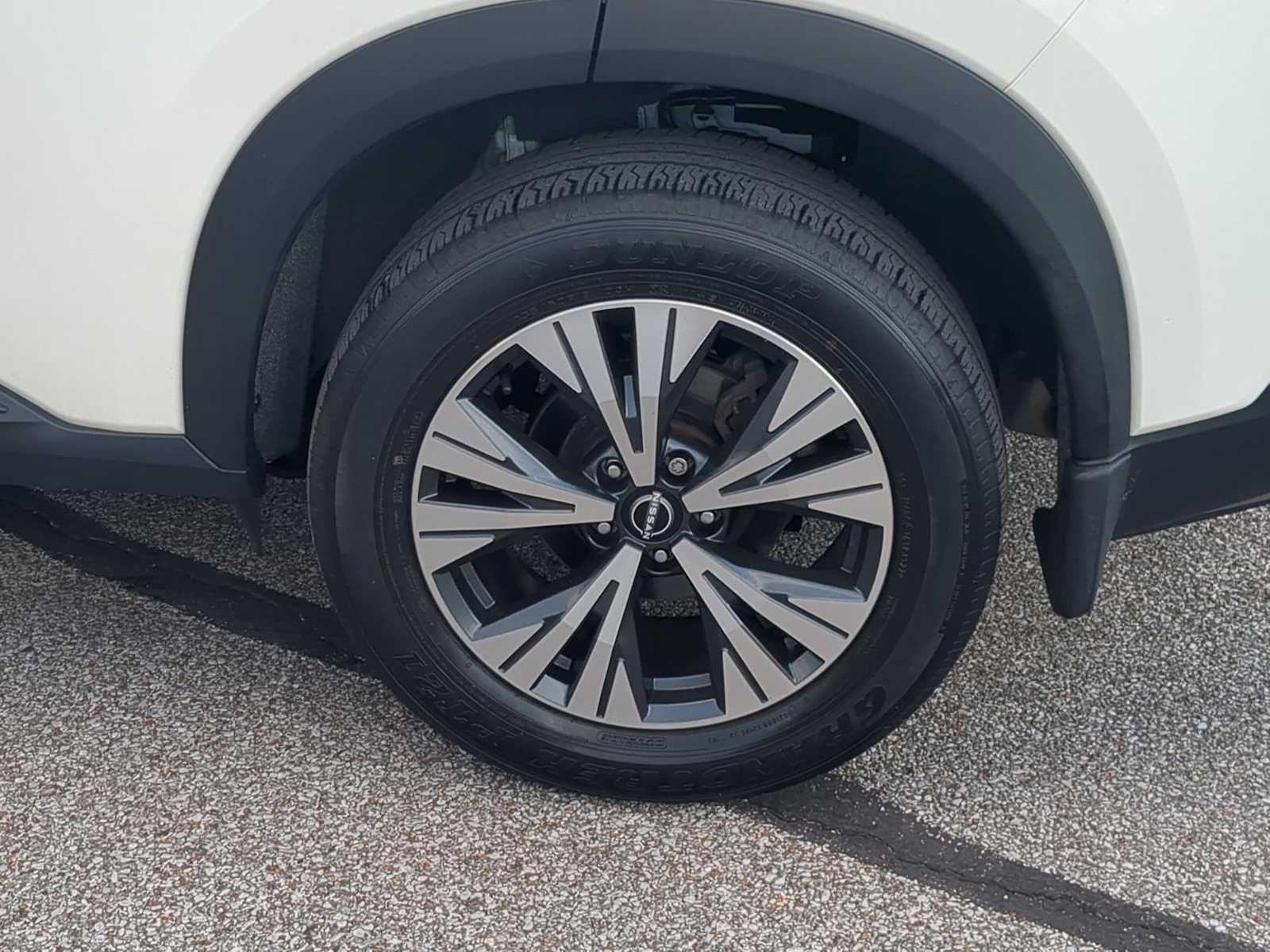 Thumbnail: 2023 Nissan Rogue - 14