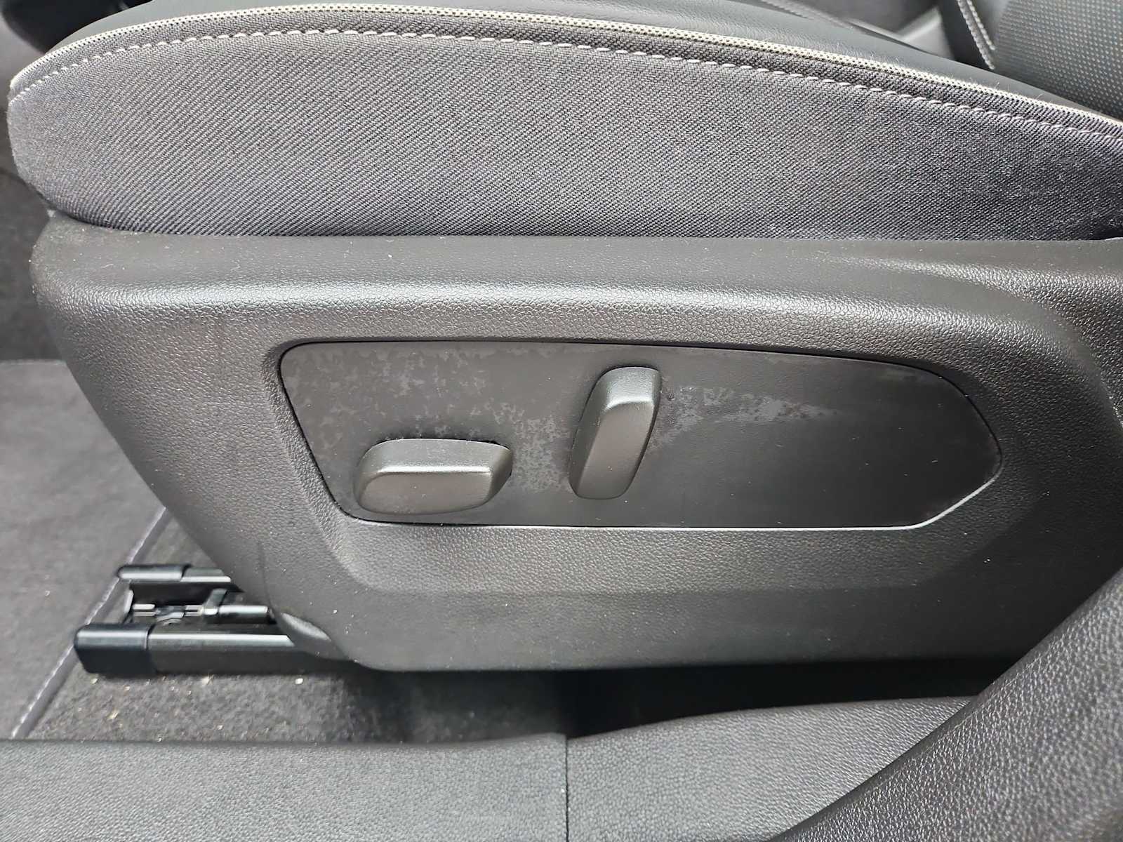 Thumbnail: 2023 Buick Envision - 17