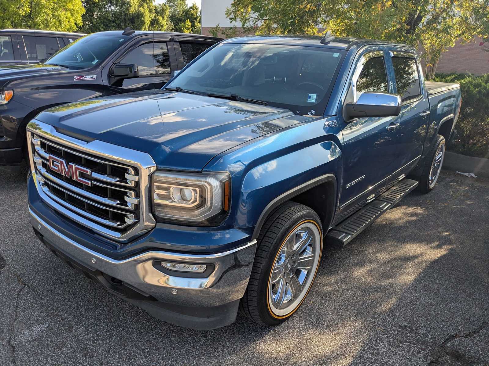 2017 GMC Sierra 1500 SLT -
                  Collierville, TN