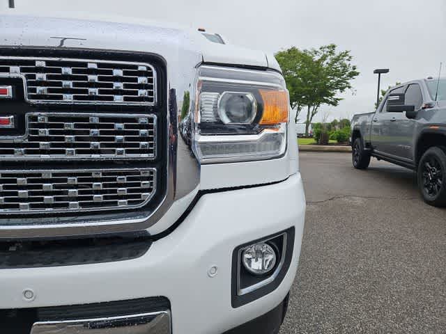 Thumbnail: 2019 GMC Sierra 2500 - 21