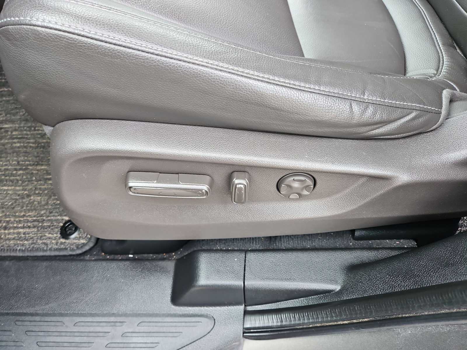 Thumbnail: 2022 Honda Odyssey - 18