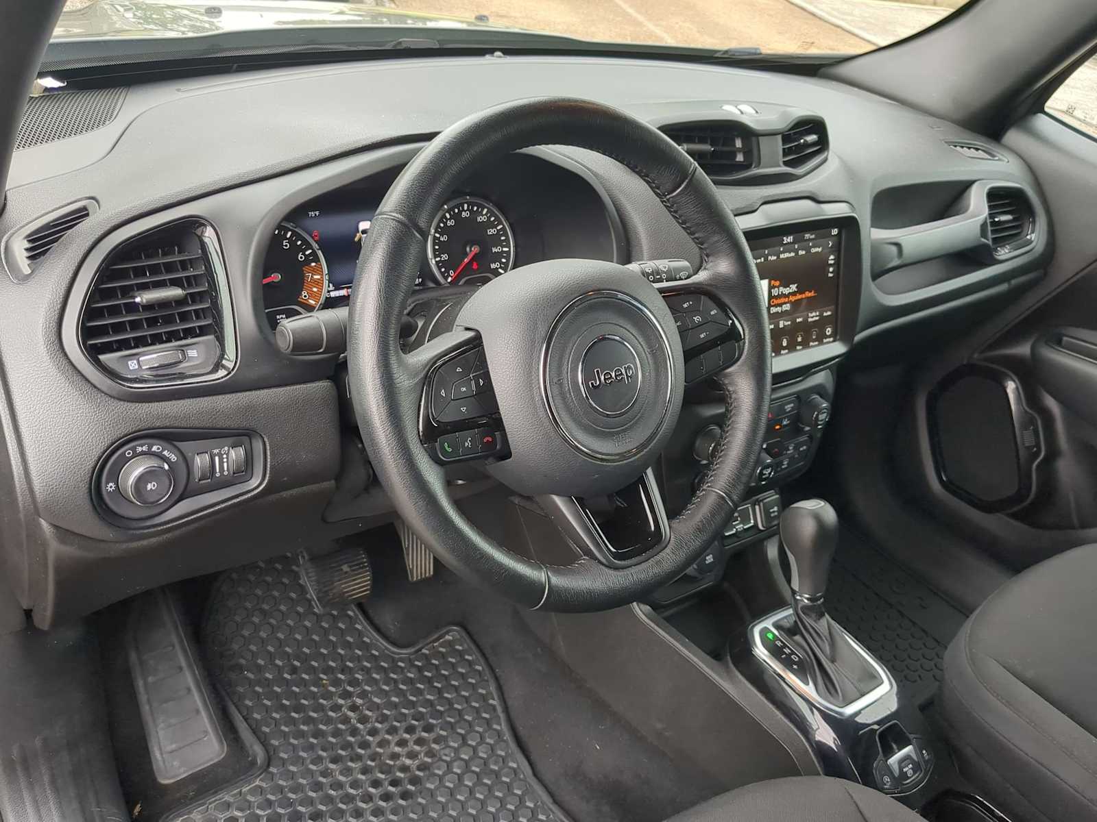 2022 Jeep Renegade Altitude 10