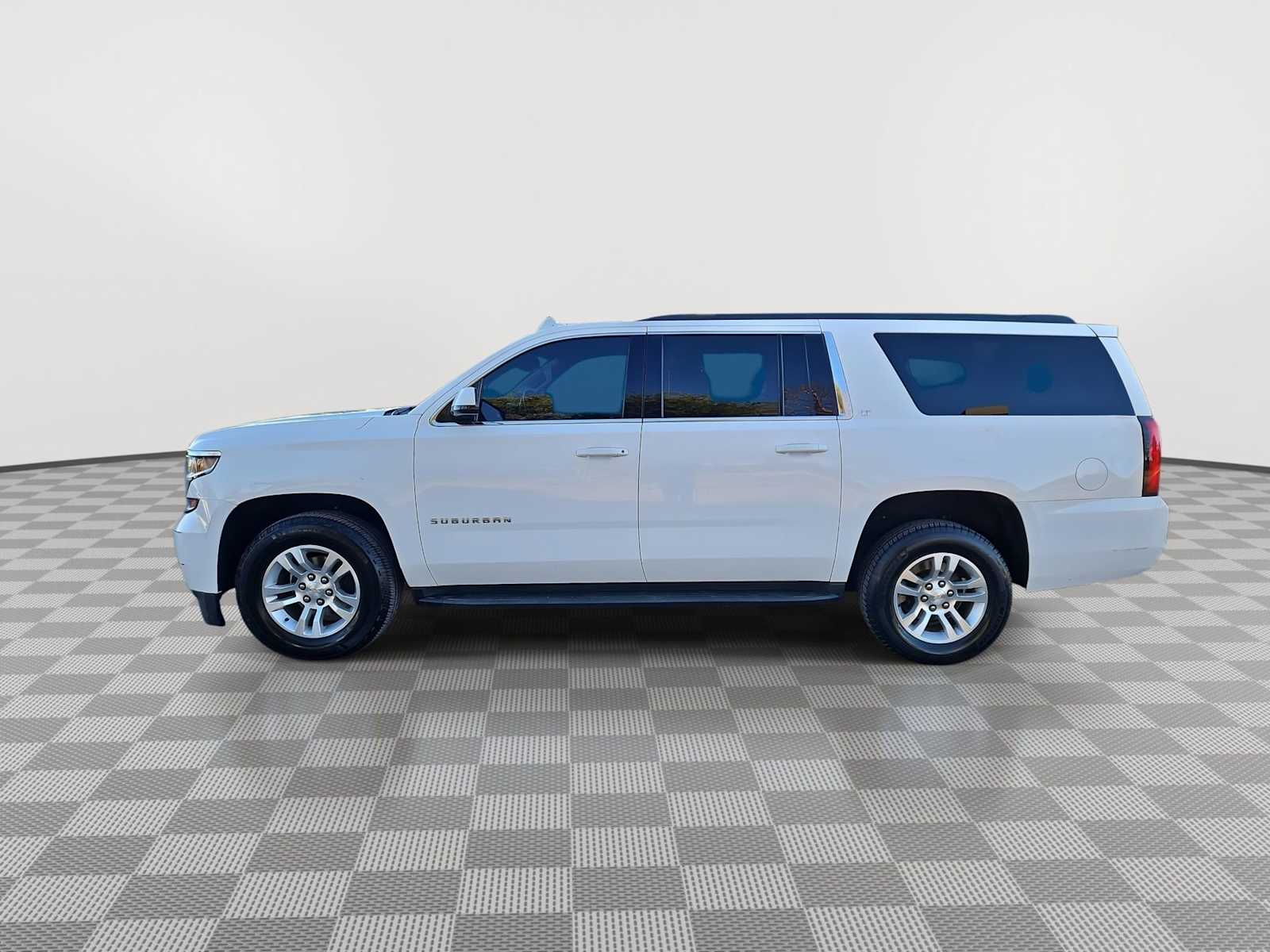 Thumbnail: 2020 Chevrolet Suburban - 5
