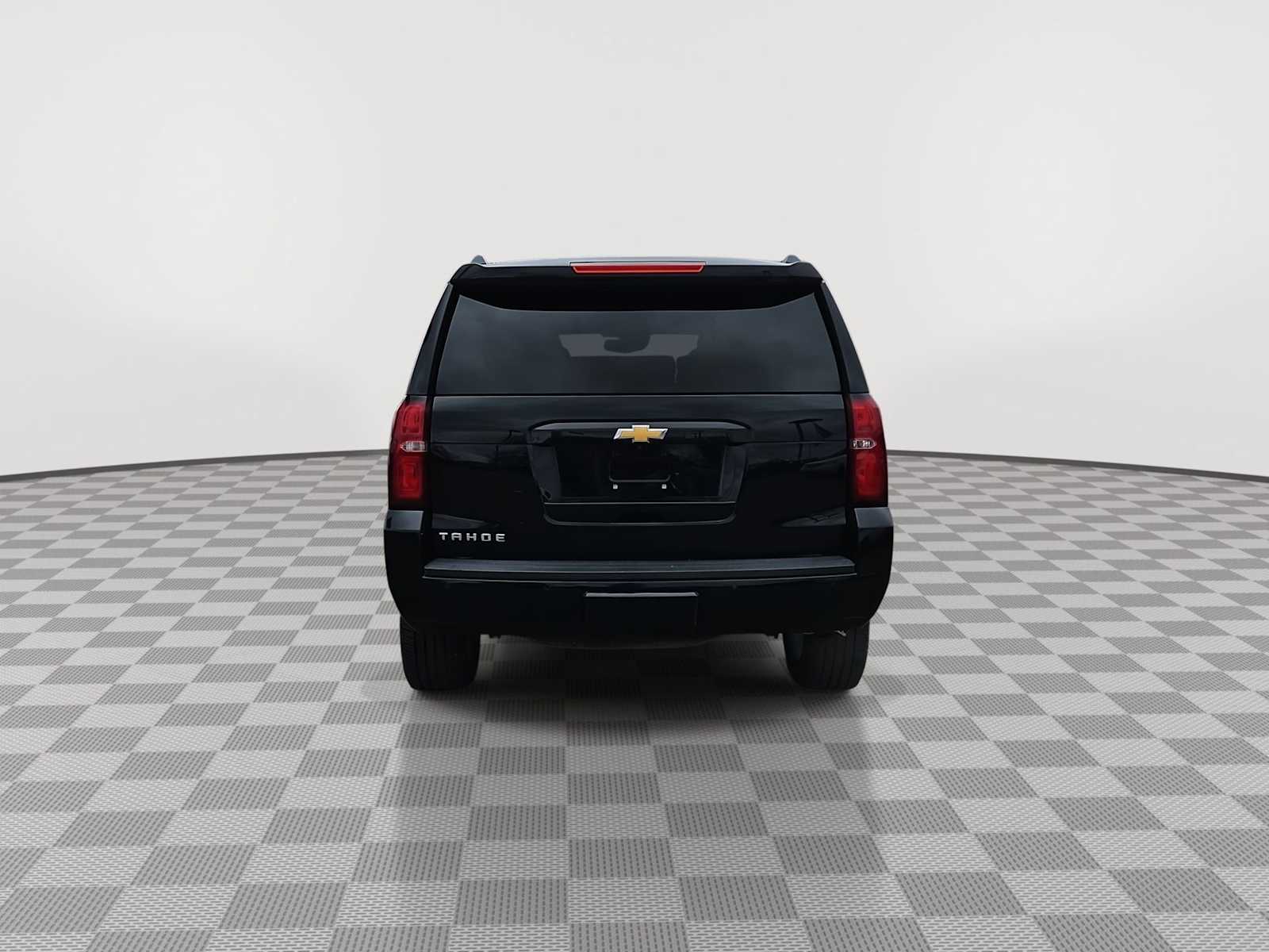 Thumbnail: 2016 Chevrolet Tahoe - 7