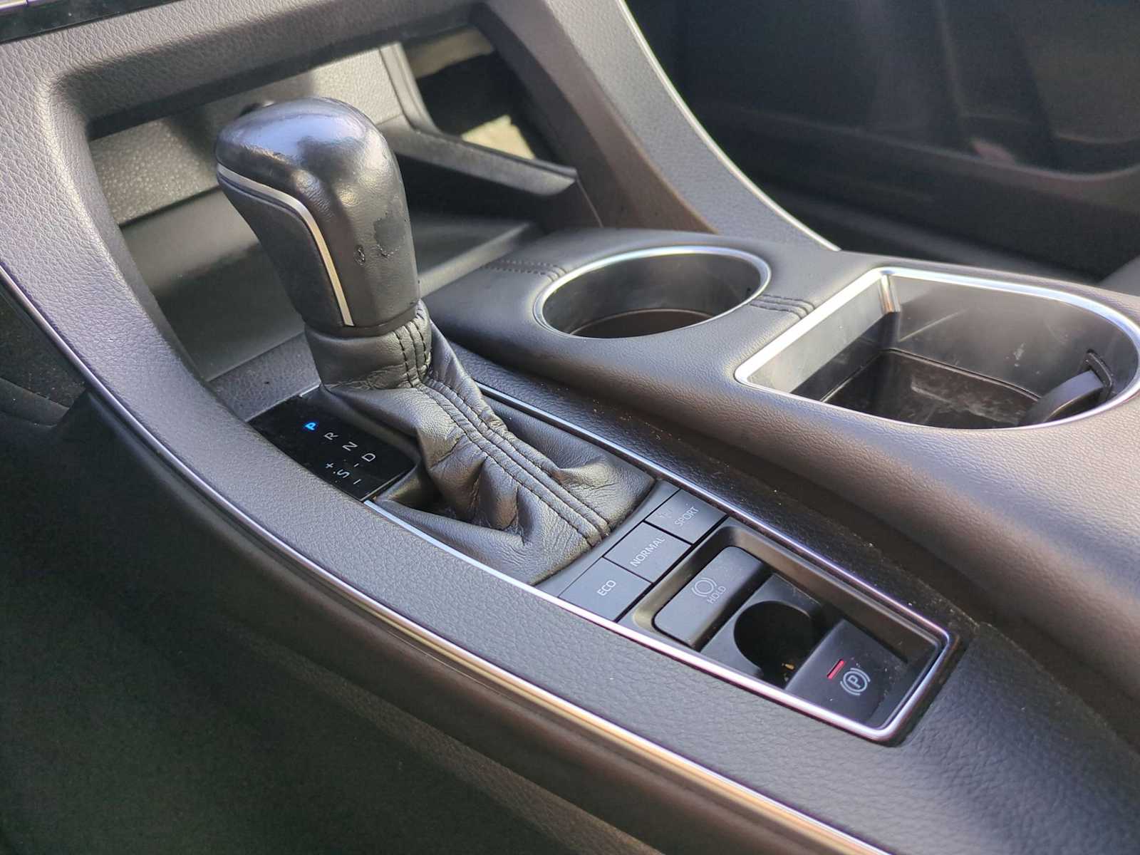 Thumbnail: 2020 Toyota Avalon - 32