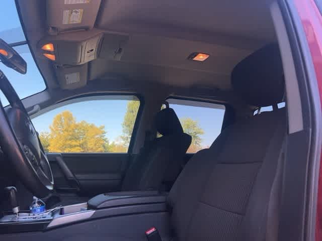 Thumbnail: 2013 Nissan Titan - 6