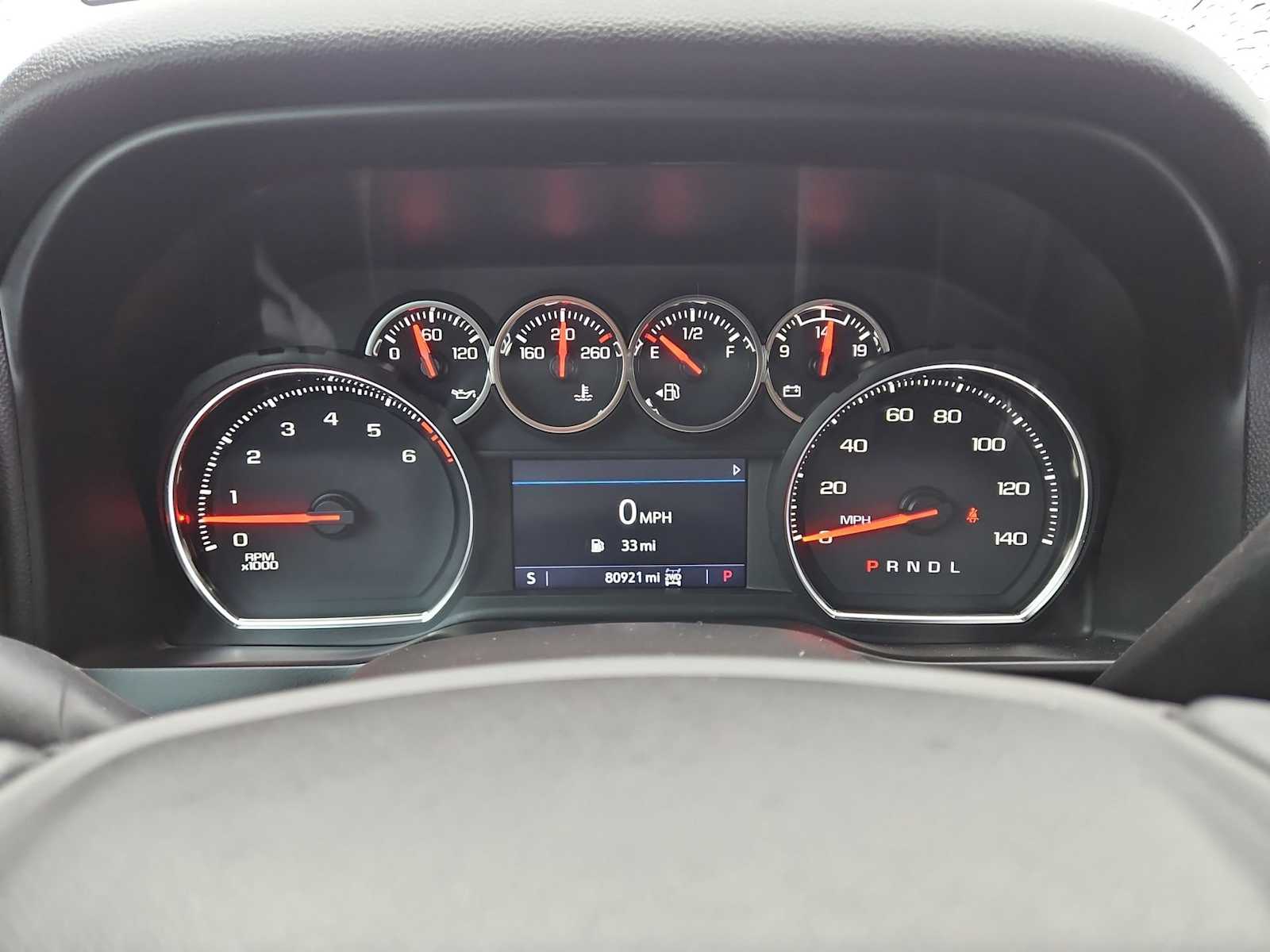 Thumbnail: 2021 Chevrolet Silverado 1500 - 32