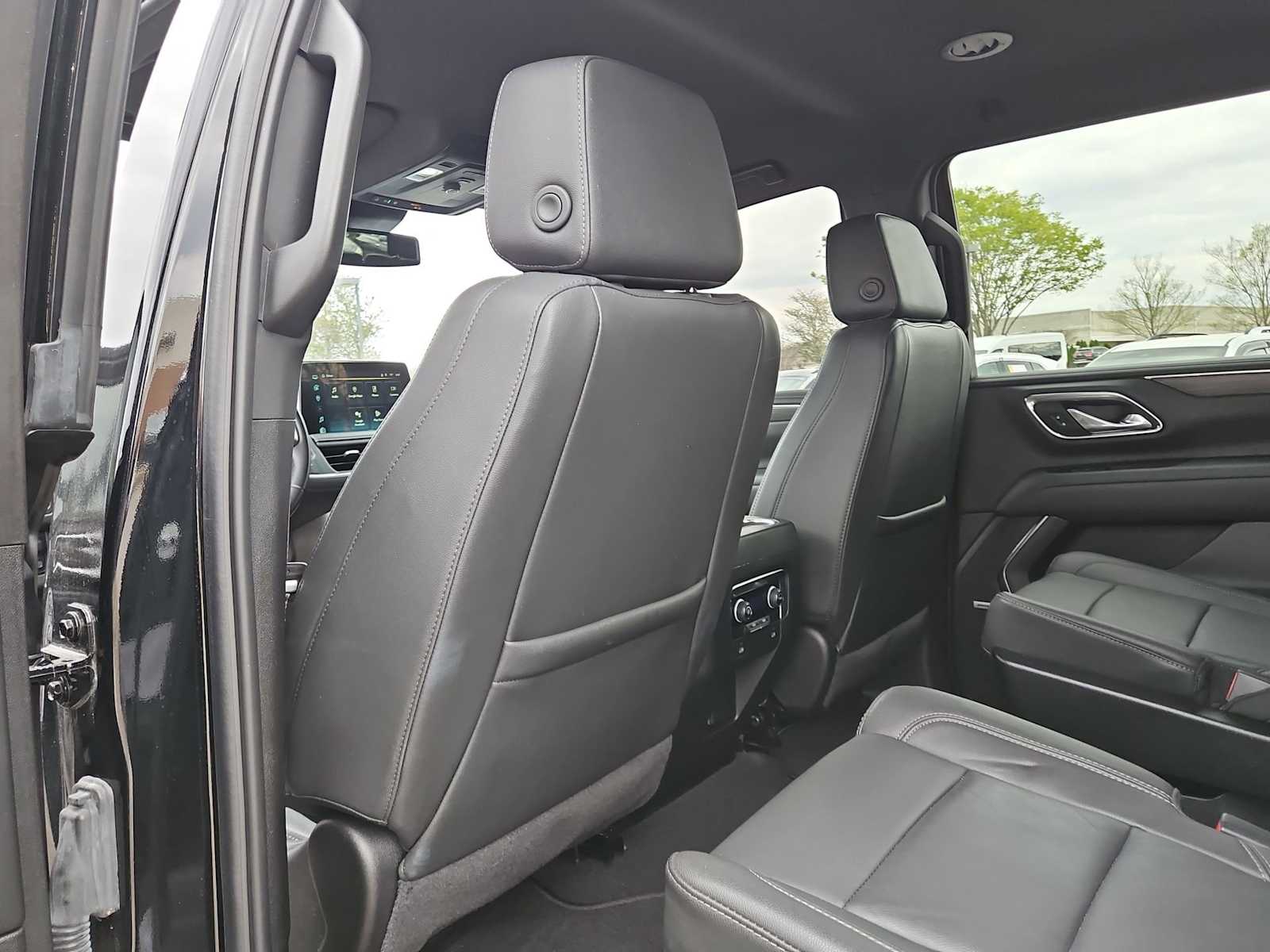 Thumbnail: 2024 Chevrolet Tahoe - 19