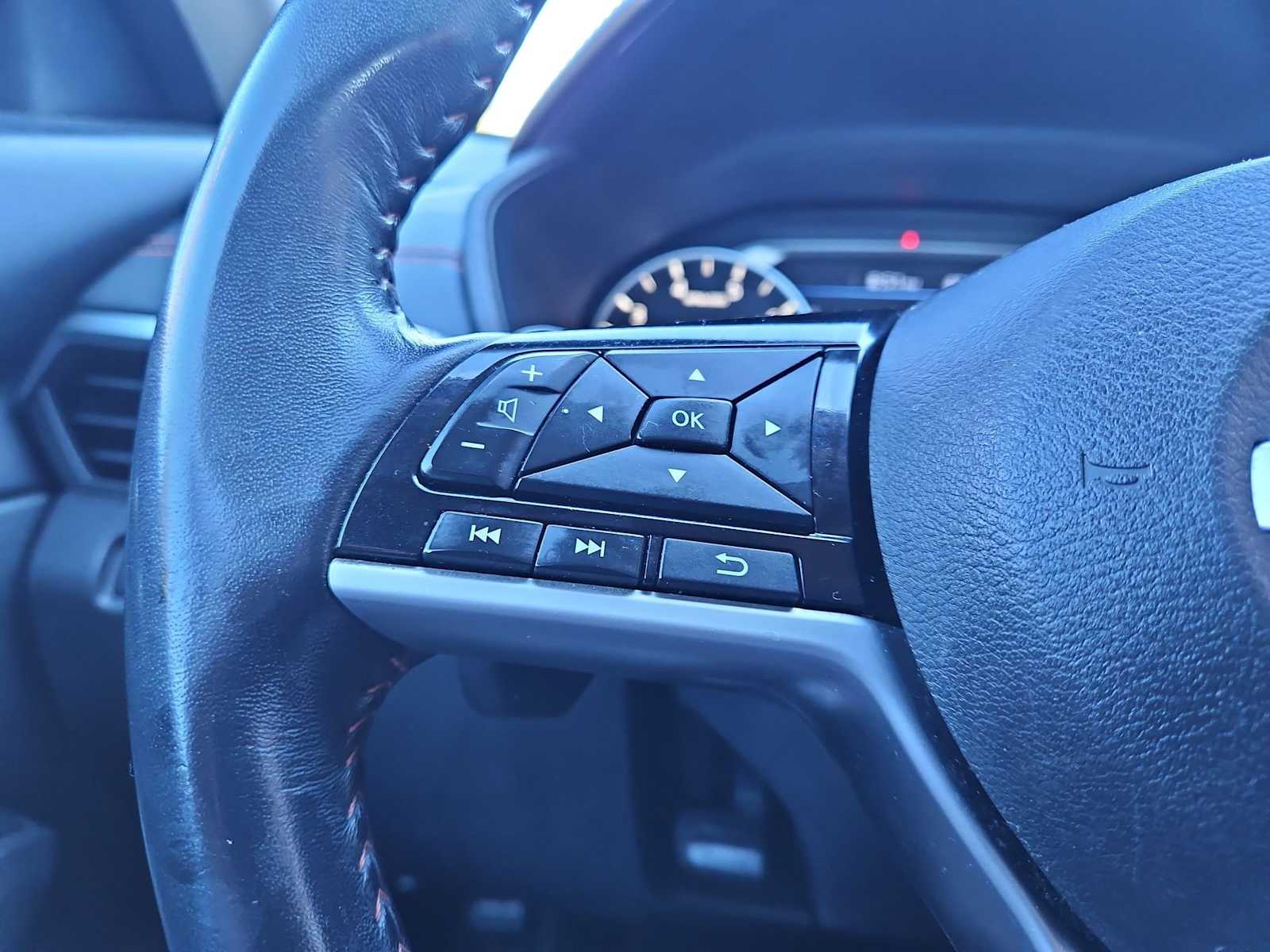 Thumbnail: 2021 Nissan Altima - 24