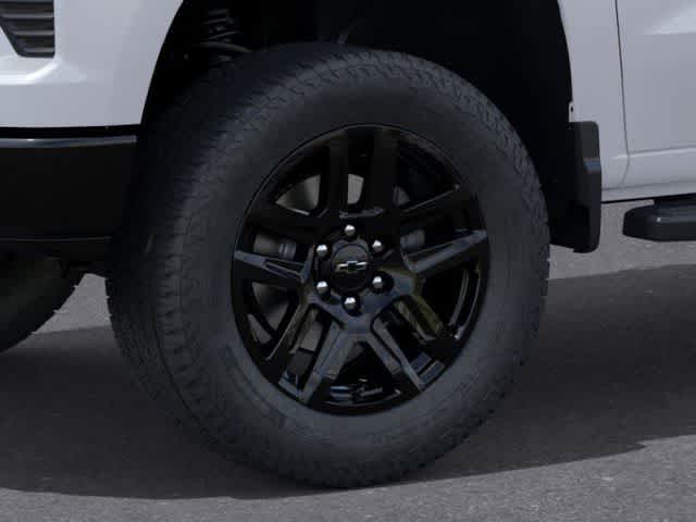 Thumbnail: 2026 Chevrolet Silverado 1500 - 9