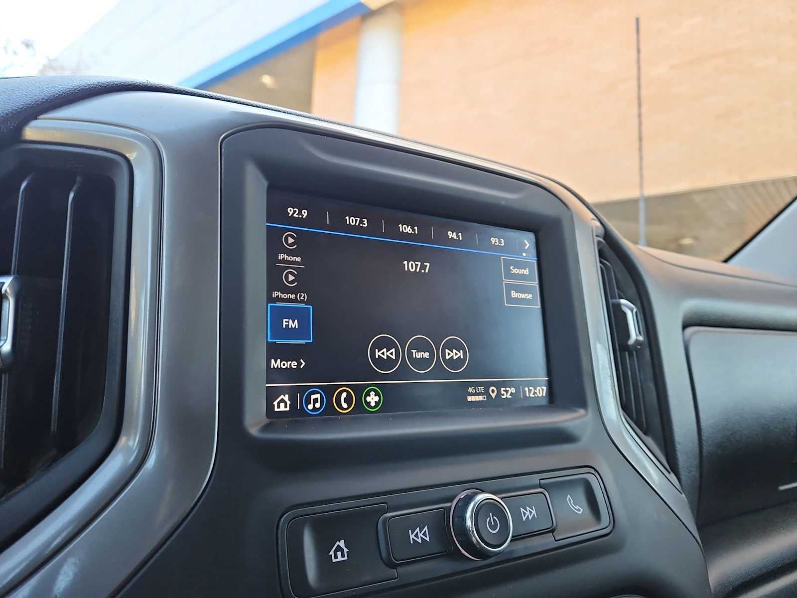 Thumbnail: 2024 Chevrolet Silverado 2500 - 28