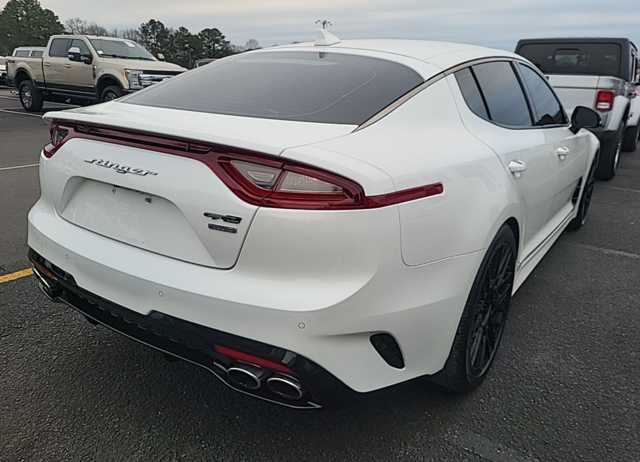 Thumbnail: 2020 Kia Stinger - 2
