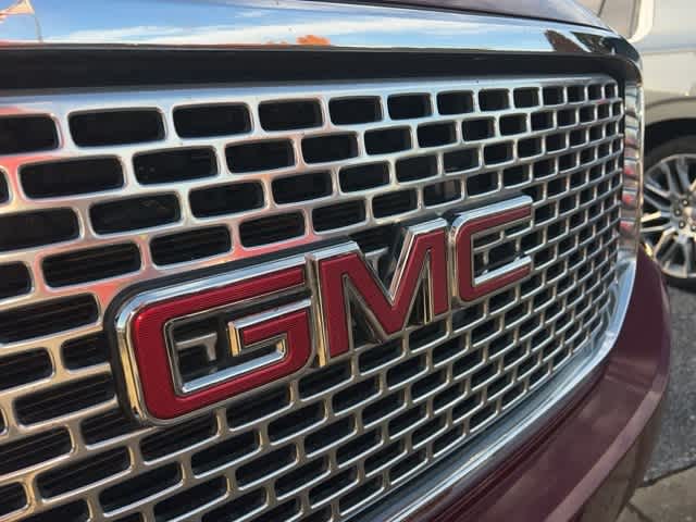 Thumbnail: 2016 GMC Yukon XL - 23