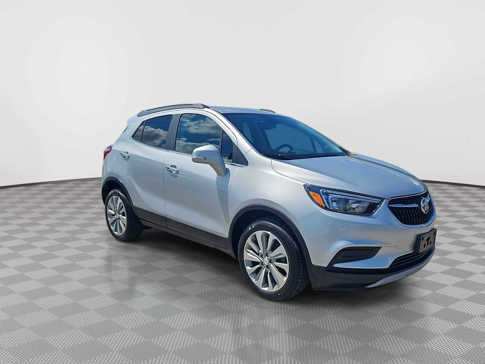Thumbnail: 2018 Buick Encore - 2
