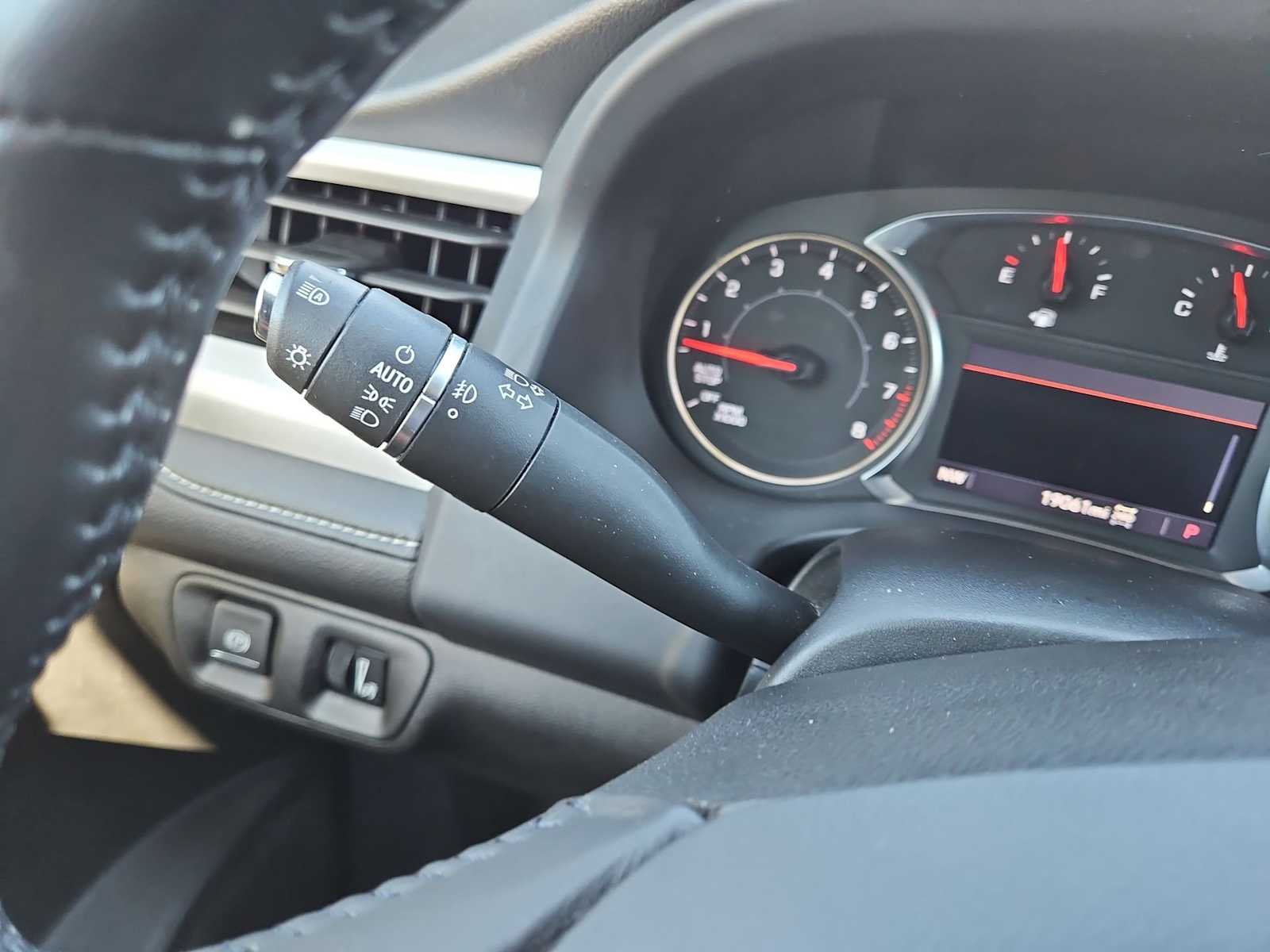 Thumbnail: 2021 GMC Acadia - 27