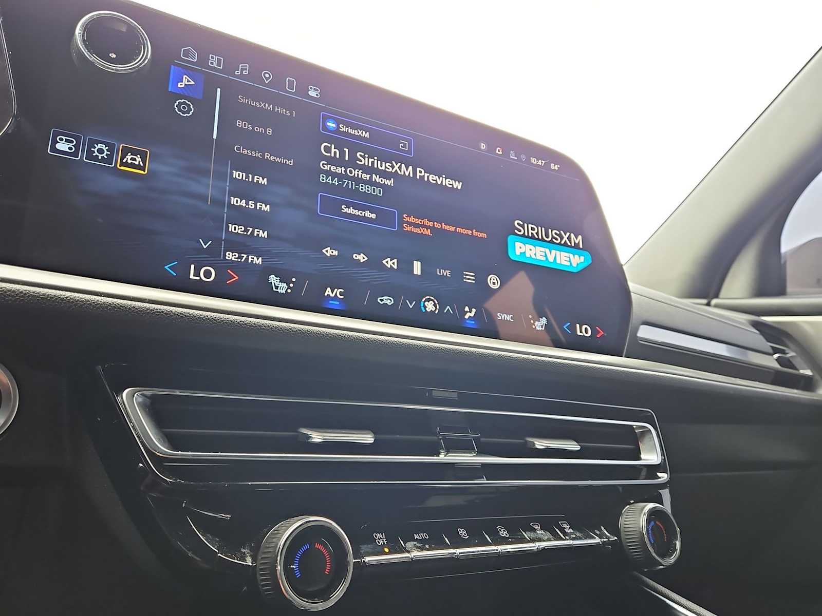 Thumbnail: 2024 Chevrolet Traverse - 27