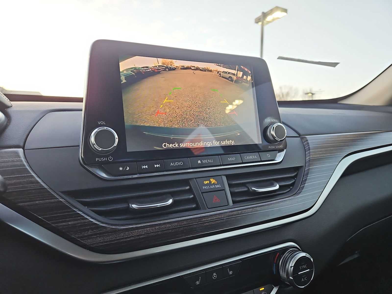 Thumbnail: 2020 Nissan Altima - 29