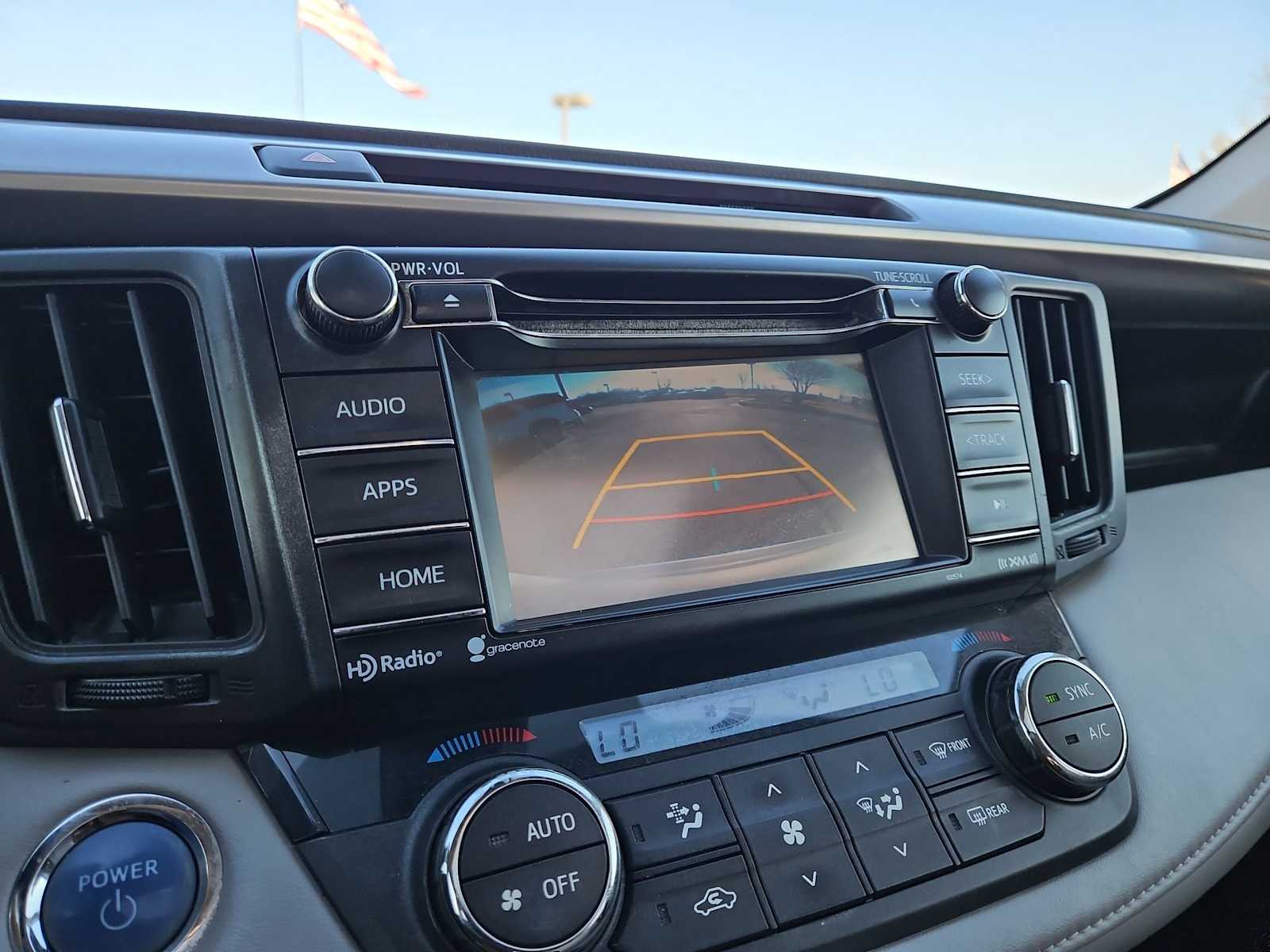 Thumbnail: 2017 Toyota RAV4 - 29