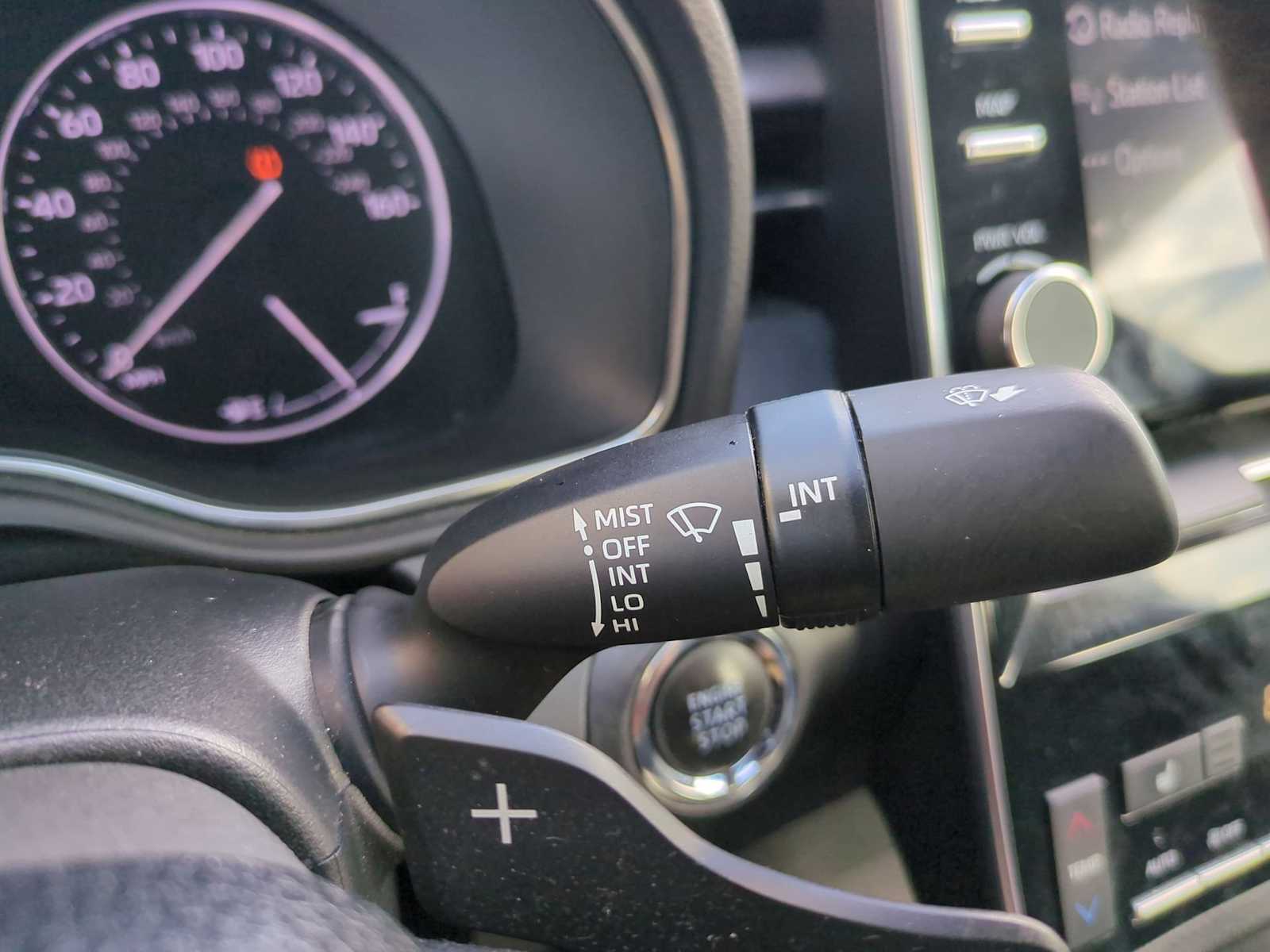 Thumbnail: 2020 Toyota Avalon - 26