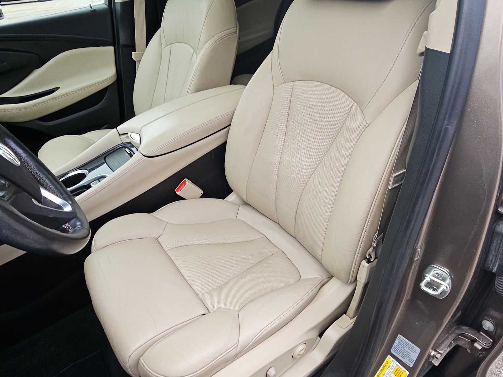 Thumbnail: 2016 Buick Envision - 16