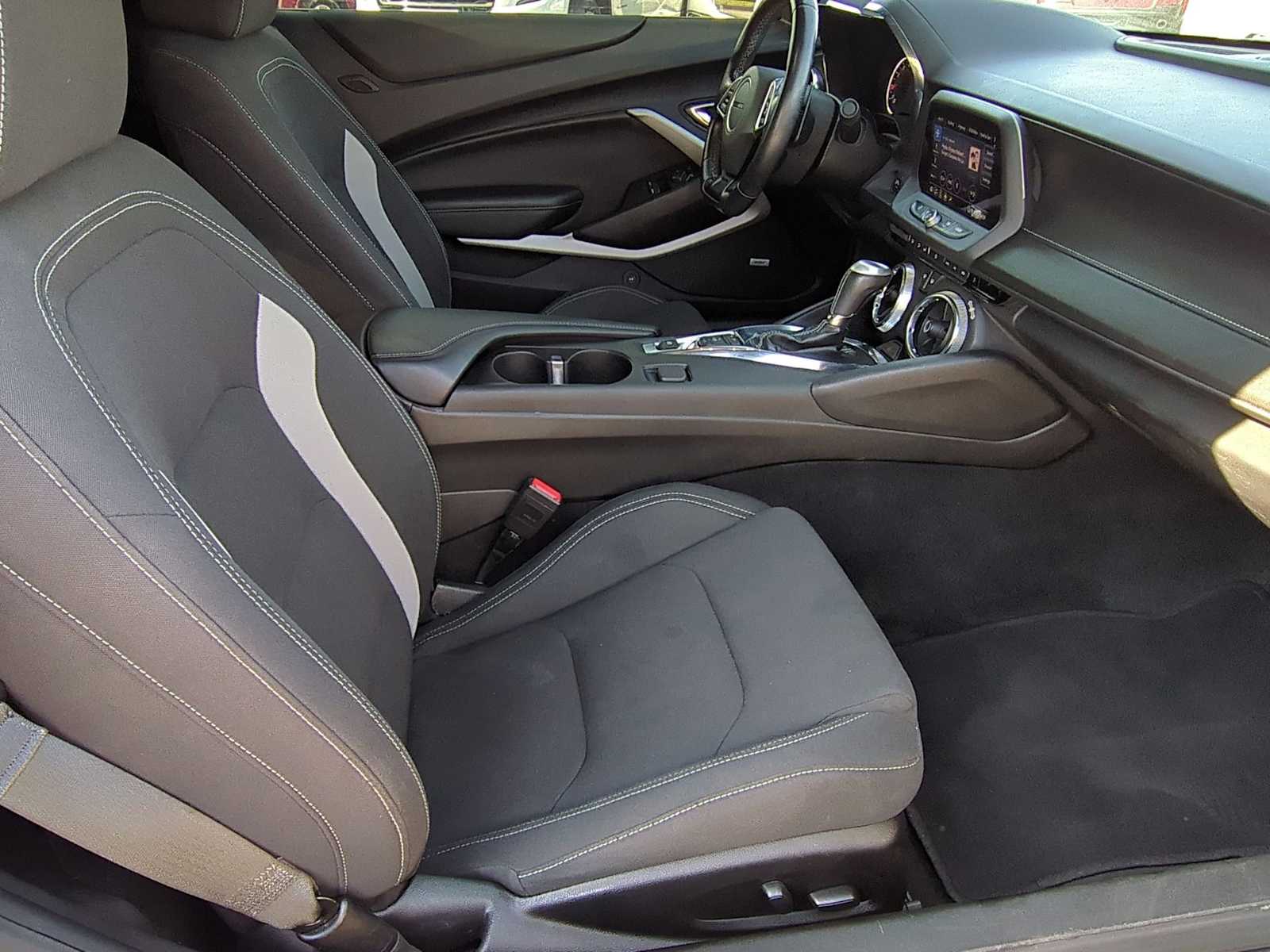 Thumbnail: 2021 Chevrolet Camaro - 21