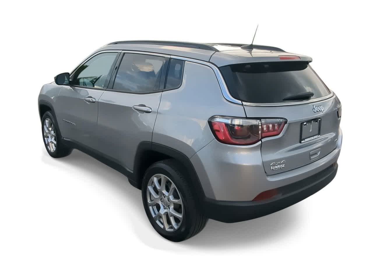 Thumbnail: 2022 Jeep Compass - 6