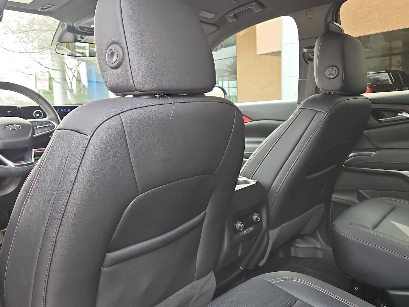 Thumbnail: 2025 Chevrolet Traverse - 19